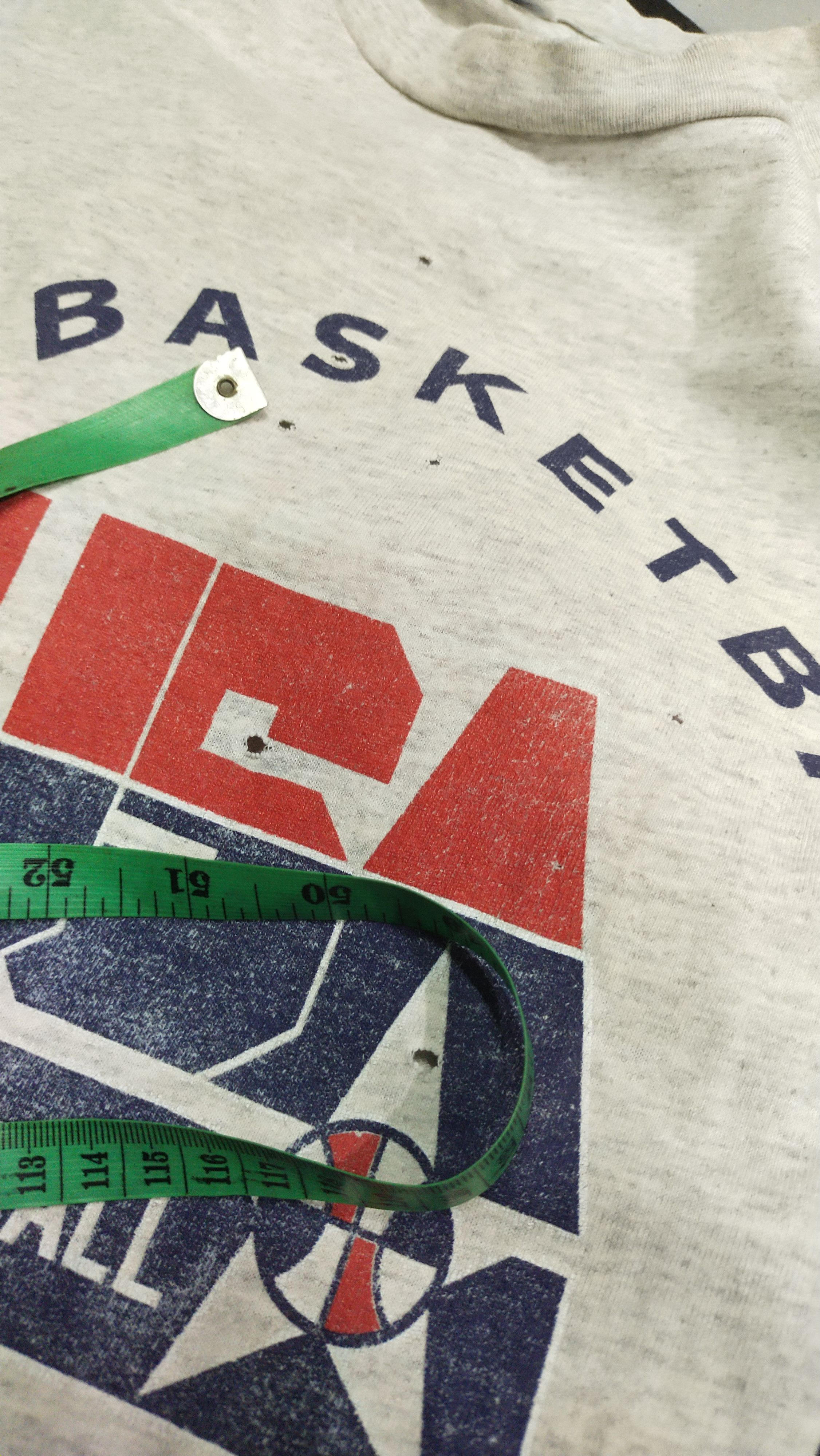 Vintage VINTAGE X CHAMPION BASKETBALL VTG TEE Size US L / EU 52-54 / 3 - 8 Thumbnail