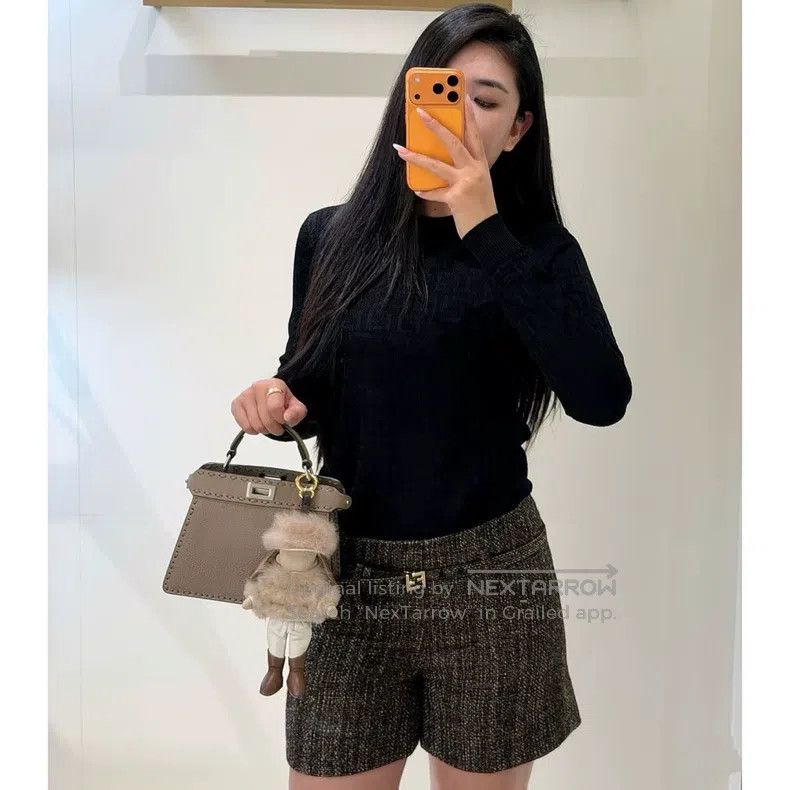 Fendi Fendi Black logo letter full-printed round neck long-sleev Size US L / EU 52-54 / 3 - 8 Thumbnail