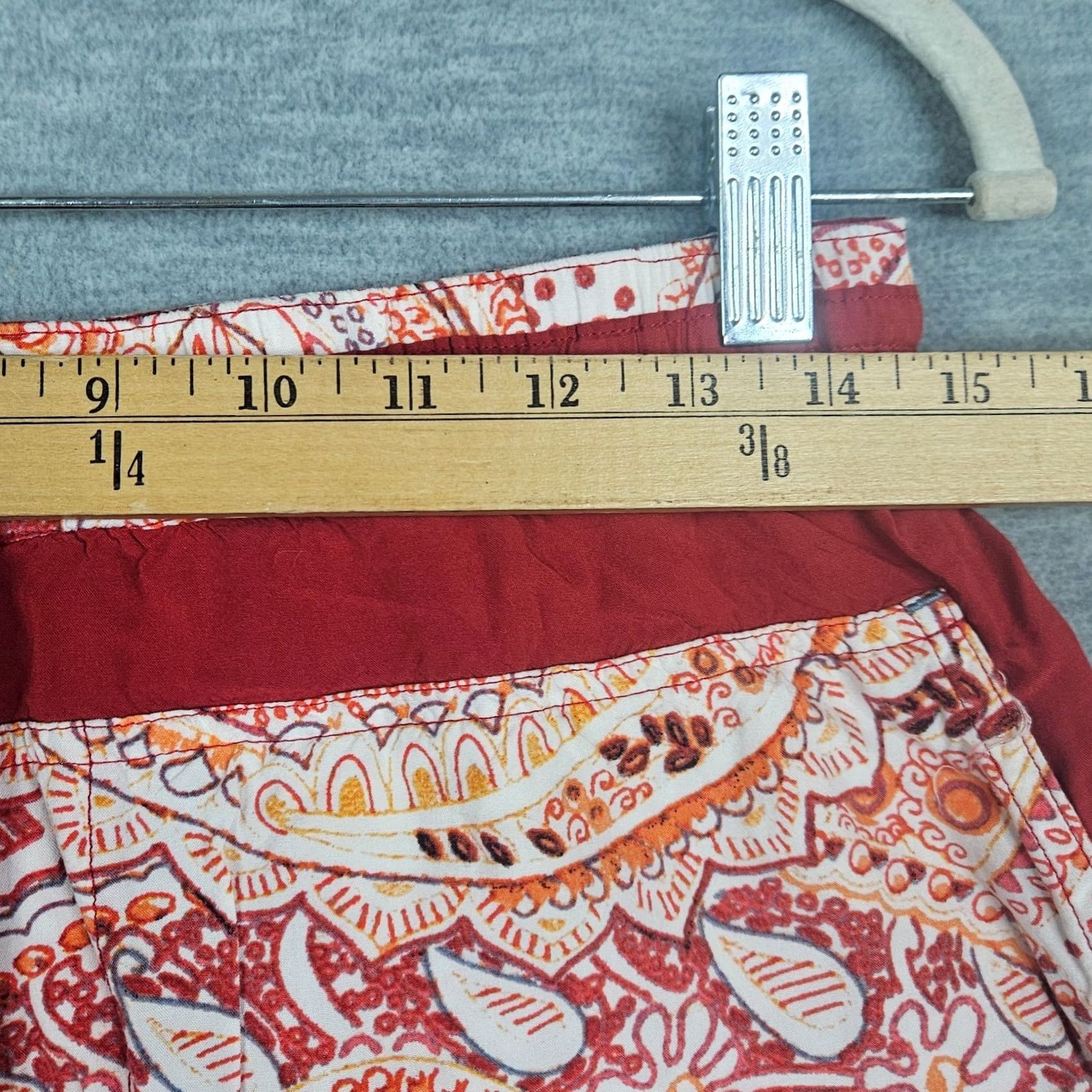 Anthropologie Hei Hei Red White Paisley Pull-On Short S Womens Cotton Medium Stretch Casual Modern - Size 28" / US 6 / IT 42 - 2 Thumbnail
