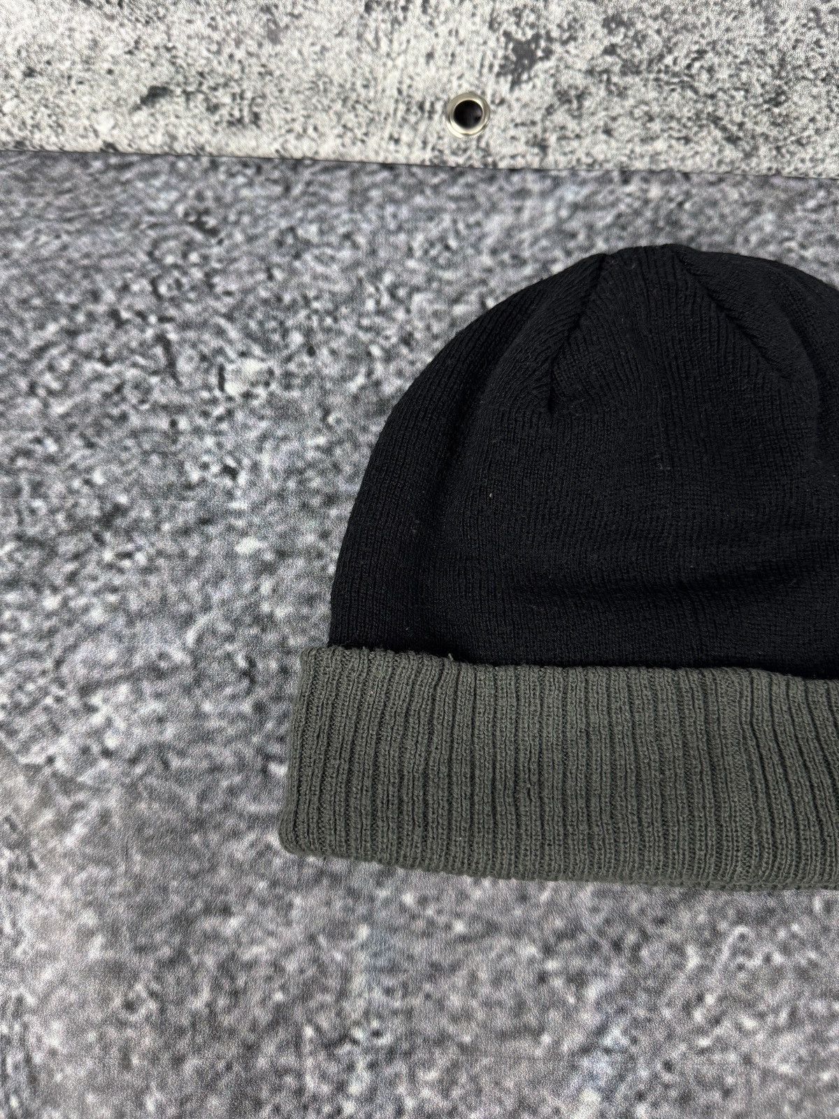 Oakley Men’s Oakley Beanie Hat Y2K Vintage Acrylic Size 2XL Size 44 - 6 Thumbnail