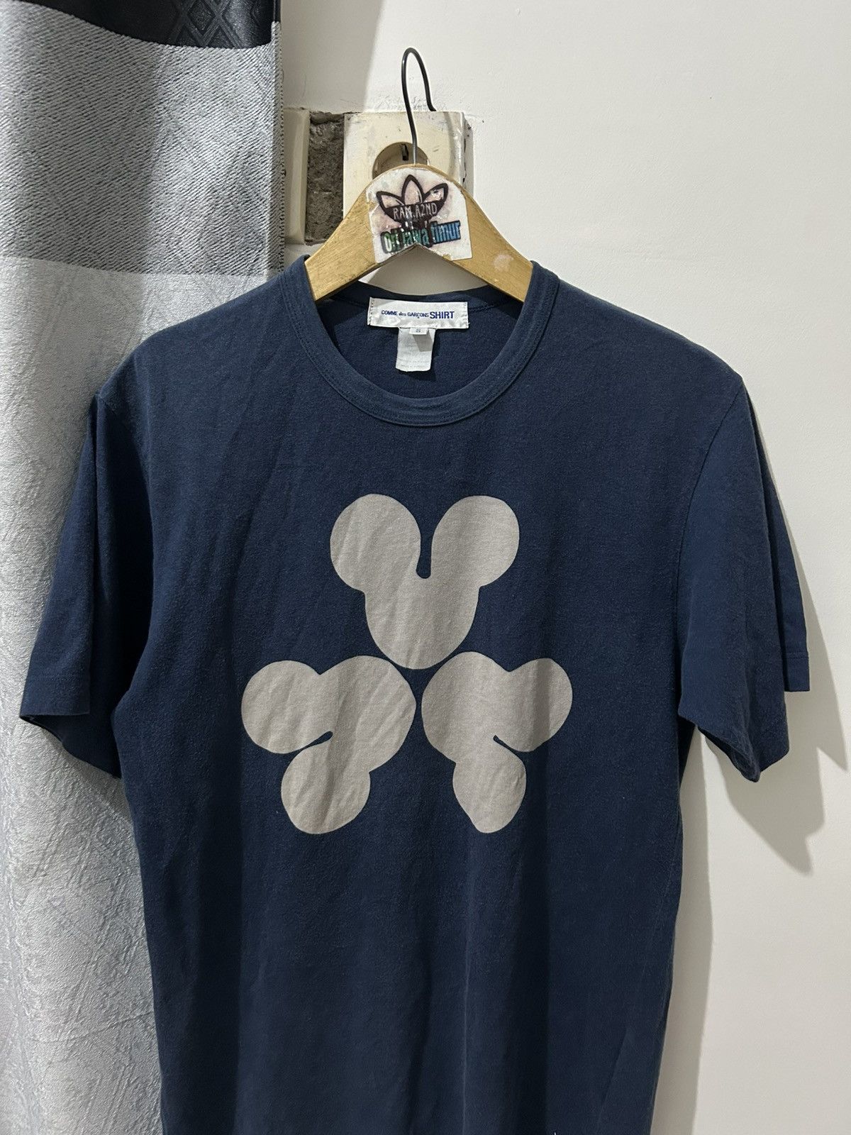 Comme des Garcons Comme des garcons mickey disney tshirt Size US S / EU 44-46 / 1 - 2 Thumbnail