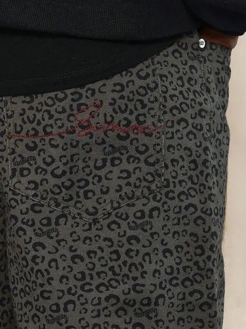 Japanese Brand Ishiguro x Kan Cheetah Print Jorts Shorts Jean Size US 32 / EU 48 - 5 Thumbnail