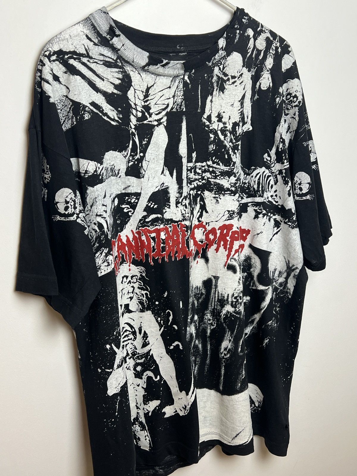 Band Tees cannibal corpse y2k vintage thrashed t shirt Size US L / EU 52-54 / 3 - 9 Thumbnail
