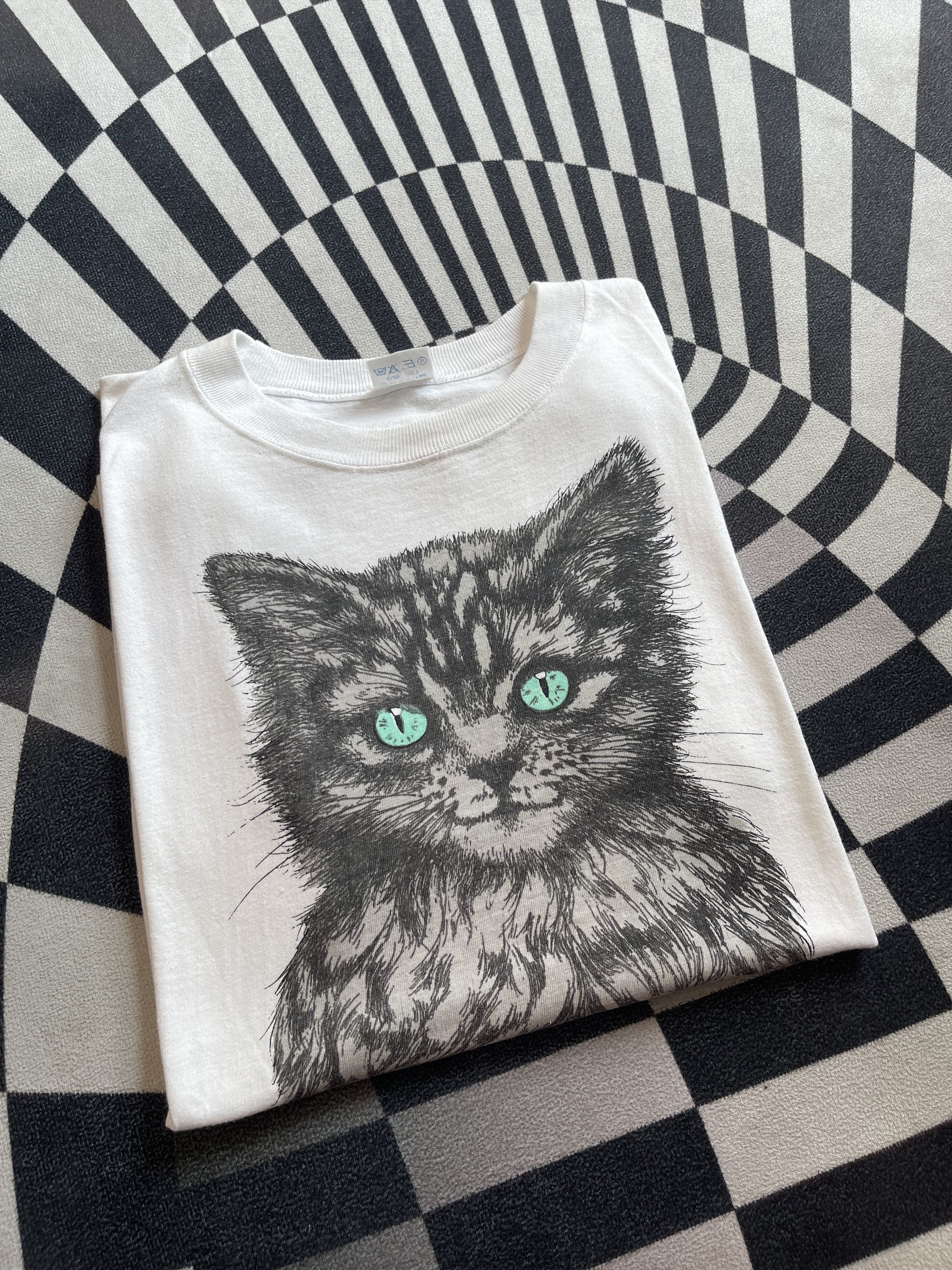 Vintage Vintage Realistic Cat Portrait Tee Mallorca Spain Souvenir Size US XL / EU 56 / 4 - 1 Thumbnail
