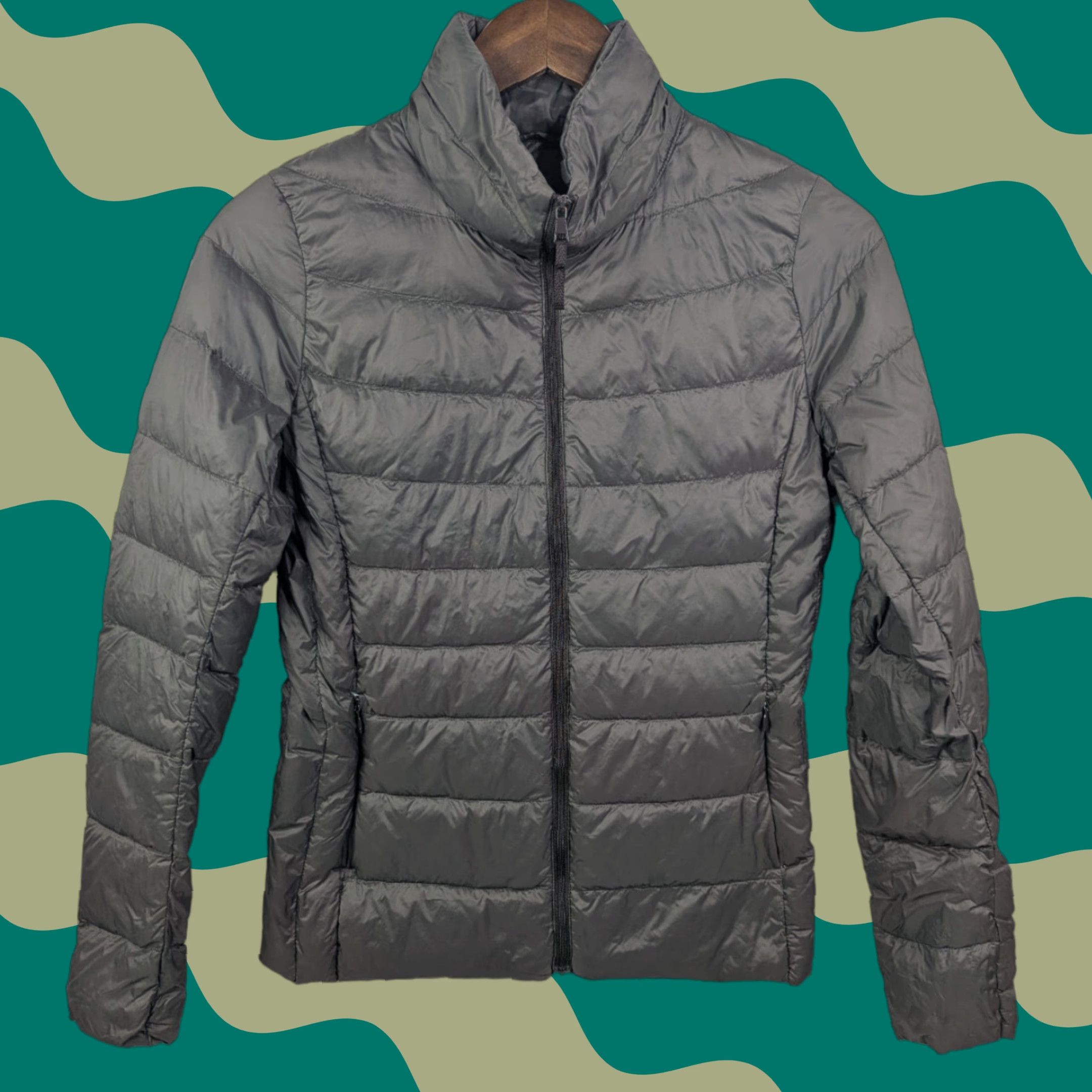 Uniqlo Uniqlo Jacket XS Womens Gray Puffer Full Zip Down Nylon Lightweight Casual, Travel, Outdoor, Pockets, Zip Pockets, 90s? Size XS / US 0-2 / IT 36-38 - 1 Thumbnail