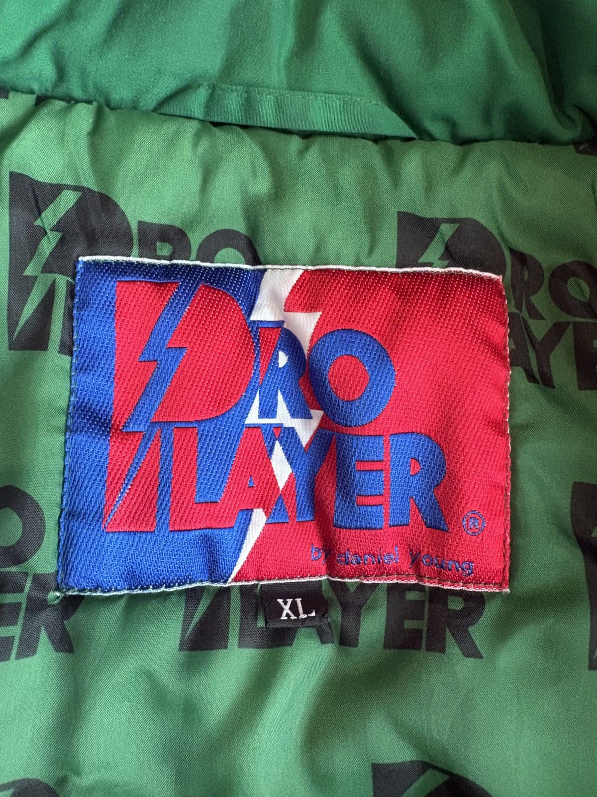 Pro Player Philadelphia Eagles Pro Player Daniel Young Jacket Size XL Size US XL / EU 56 / 4 - 3 Thumbnail