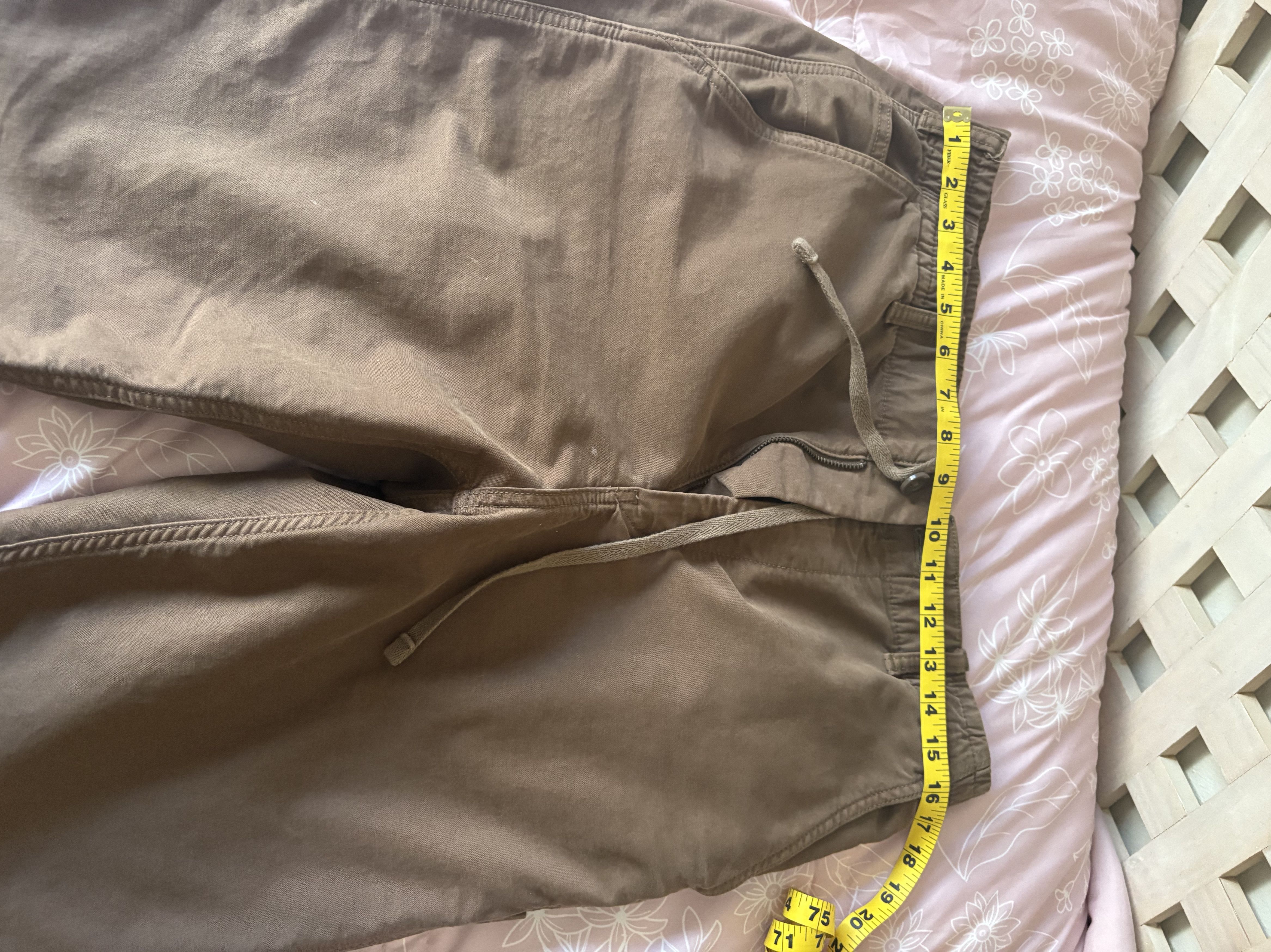 Uniqlo Uniqlo Men’s Khaki Cargo Pants Brown Casual Slacks Size US 32 / EU 48 - 2 Thumbnail