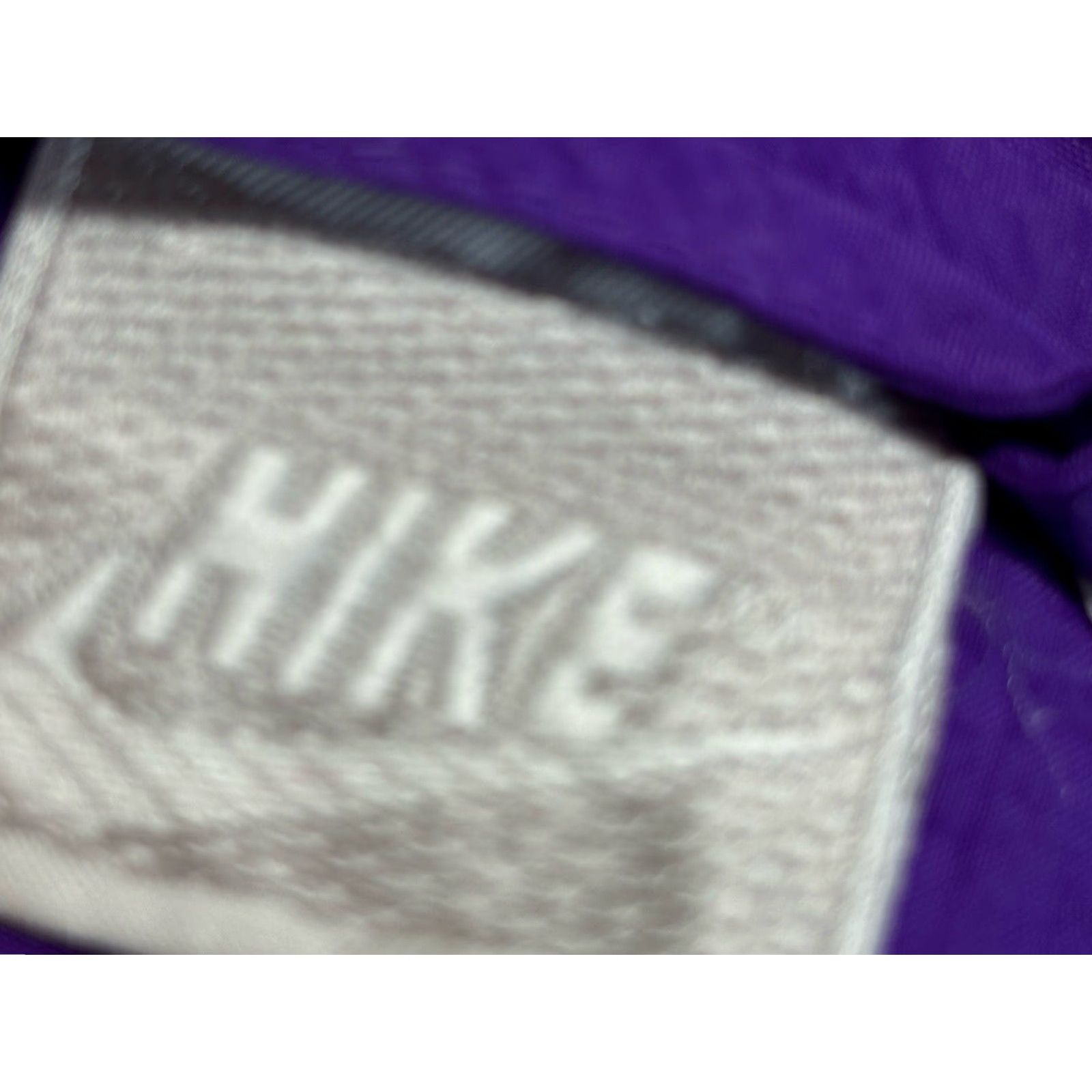 Nike VINTAGE Nike Windbreaker Jacket Women Medium Purple Hooded Mid-Length 90s Nylon Windbreaker, Zip Closure, Activewear, Regular Size, Womens Size M / US 6-8 / IT 42-44 - 7 Thumbnail