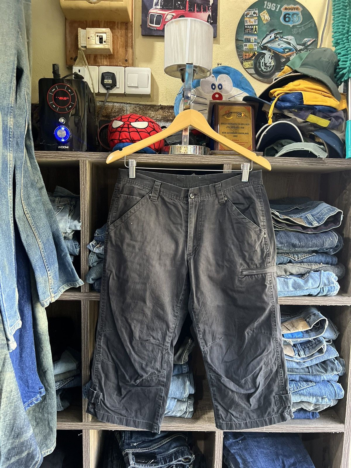Comme Ca Ism 🔥Comme Ca Ism Single Side Pocket Cropped Pant Size US 30 / EU 46 - 1 Thumbnail