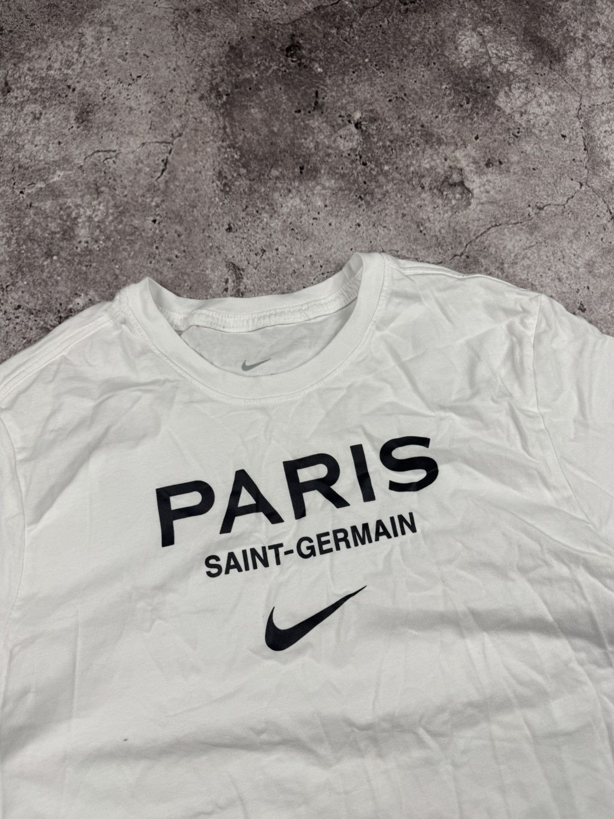 Nike Nike PSG Paris Saint Germain t-shirt rare retro hype Y2K Size US S / EU 44-46 / 1 - 2 Thumbnail