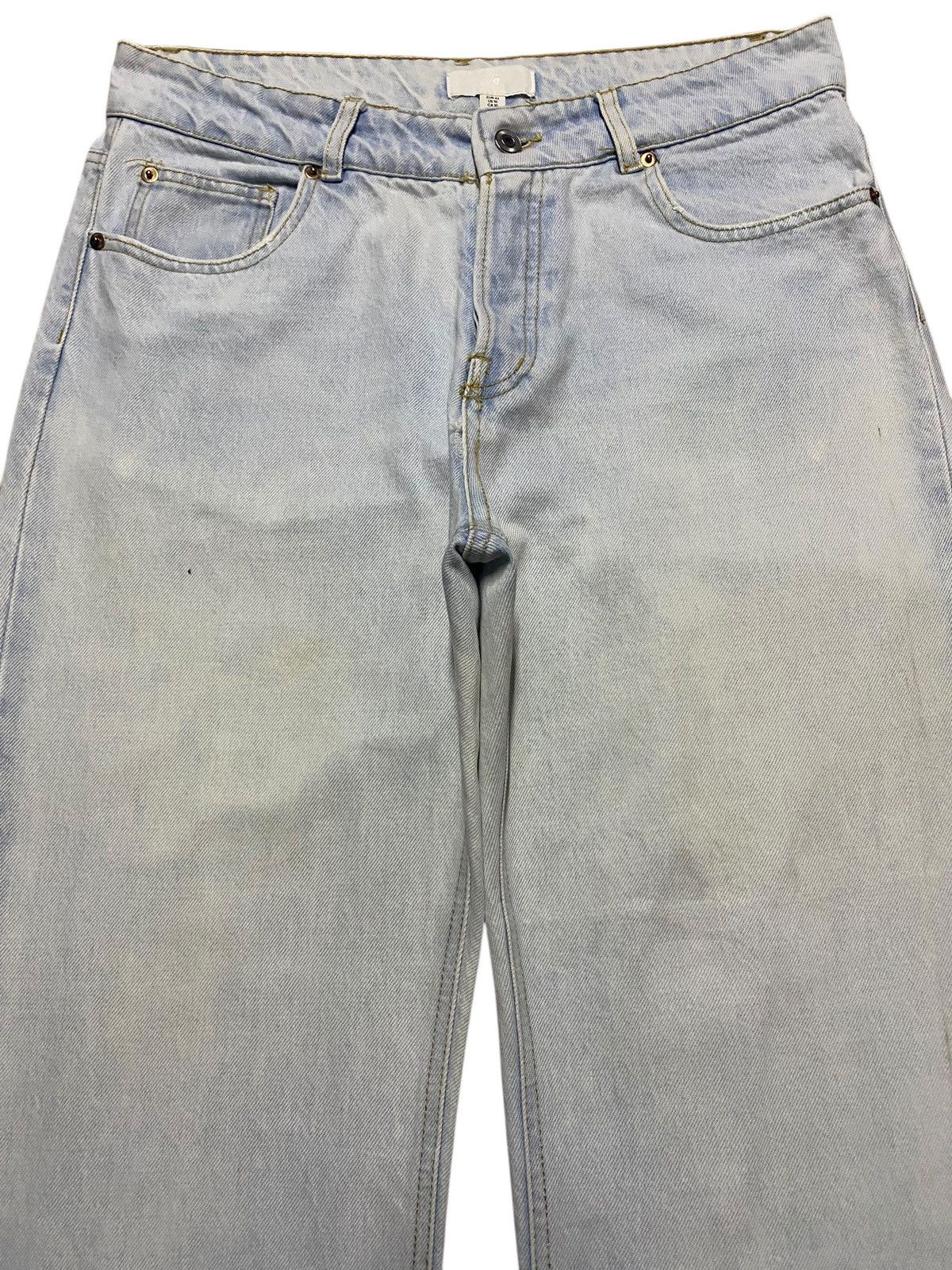 Balmain × H&M Vintage H&M Light Wash Super Wide Leg Jeans Size US 33 - 3 Thumbnail