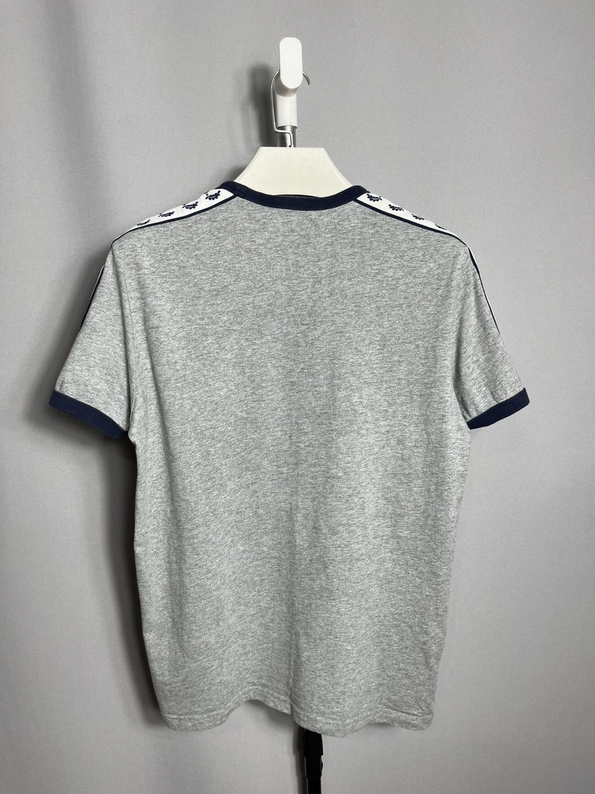 Fred Perry Fred Perry t-shirt men’s cotton short sleeve grey crew neck Size US M / EU 48-50 / 2 - 7 Thumbnail