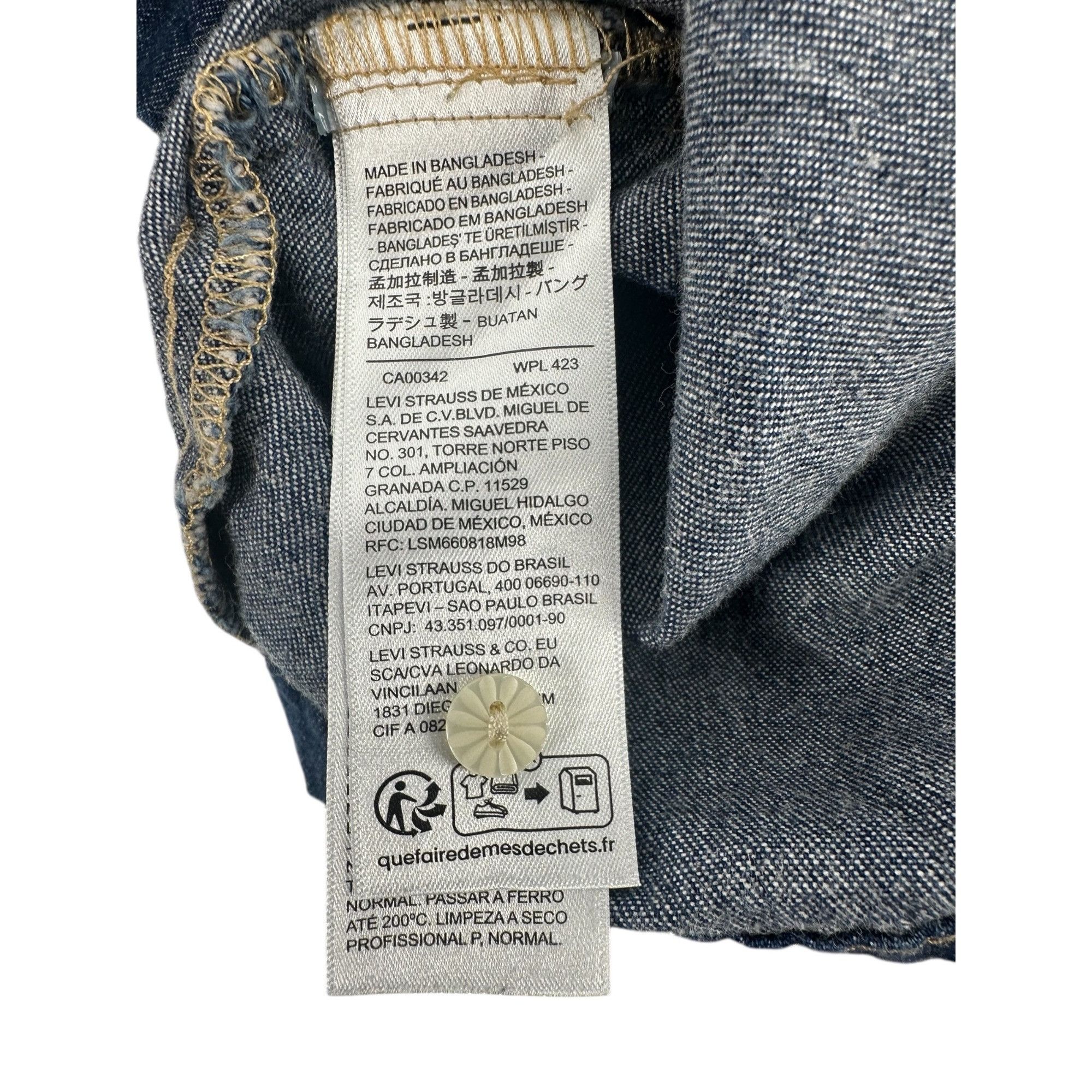 Levi's Levi’s Top - Dark Wash Denim Puff Sleeve Crop - Small Size S / US 4 / IT 40 - 7 Thumbnail