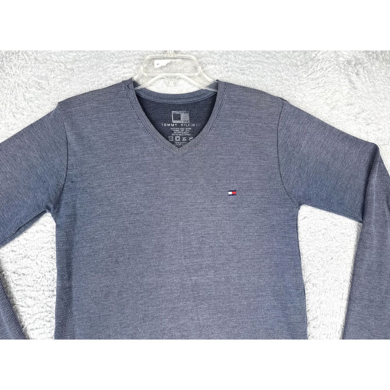 Tommy Hilfiger Tommy Hilfiger Shirt Womens 2 Gray V-Neck Long Sleeve Tee Top Casual Knit Cotton Embroidered Flag Logo Size XS / US 0-2 / IT 36-38 - 4 Thumbnail