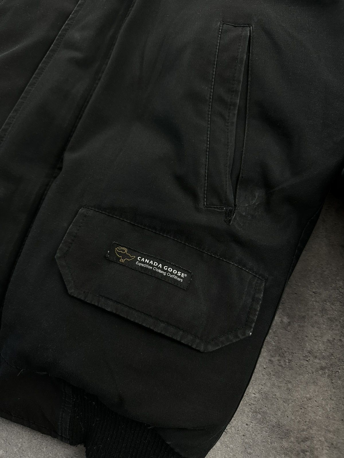 Canada Goose Bomber jacket black canada goose chilliwack Size US S / EU 44-46 / 1 - 3 Thumbnail