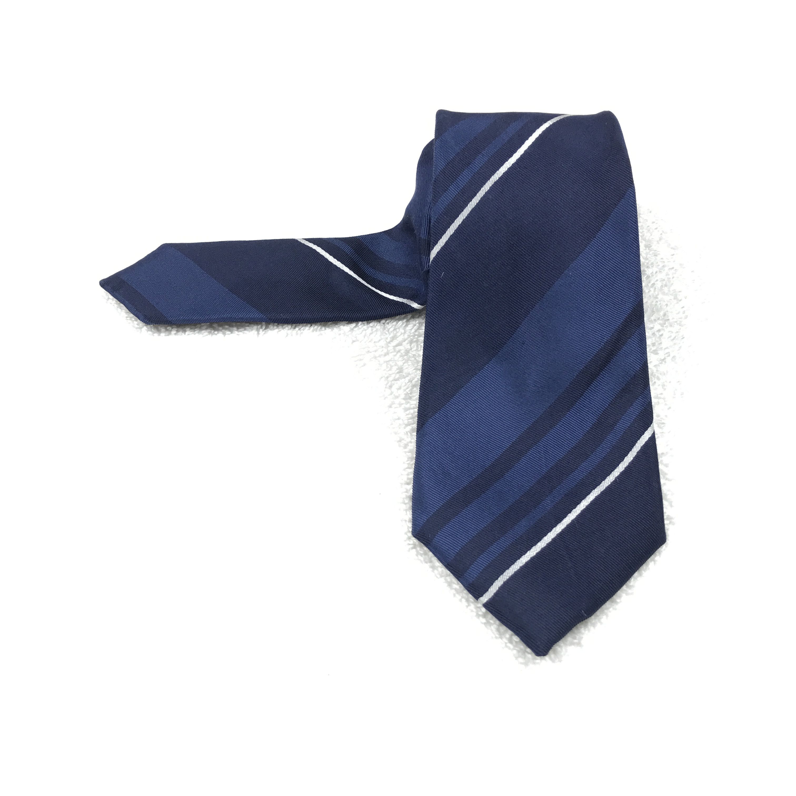 Calvin Klein × Designer × Vintage Vintage Calvin Klein Silk Necktie Size ONE SIZE - 1 Thumbnail