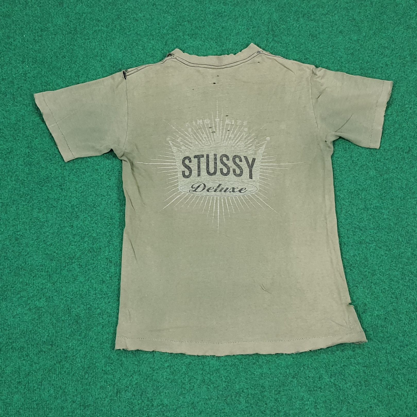 Stussy Vintage Stussy Deluxe Streetwear T-shirt Size US S / EU 44-46 / 1 - 1 Thumbnail