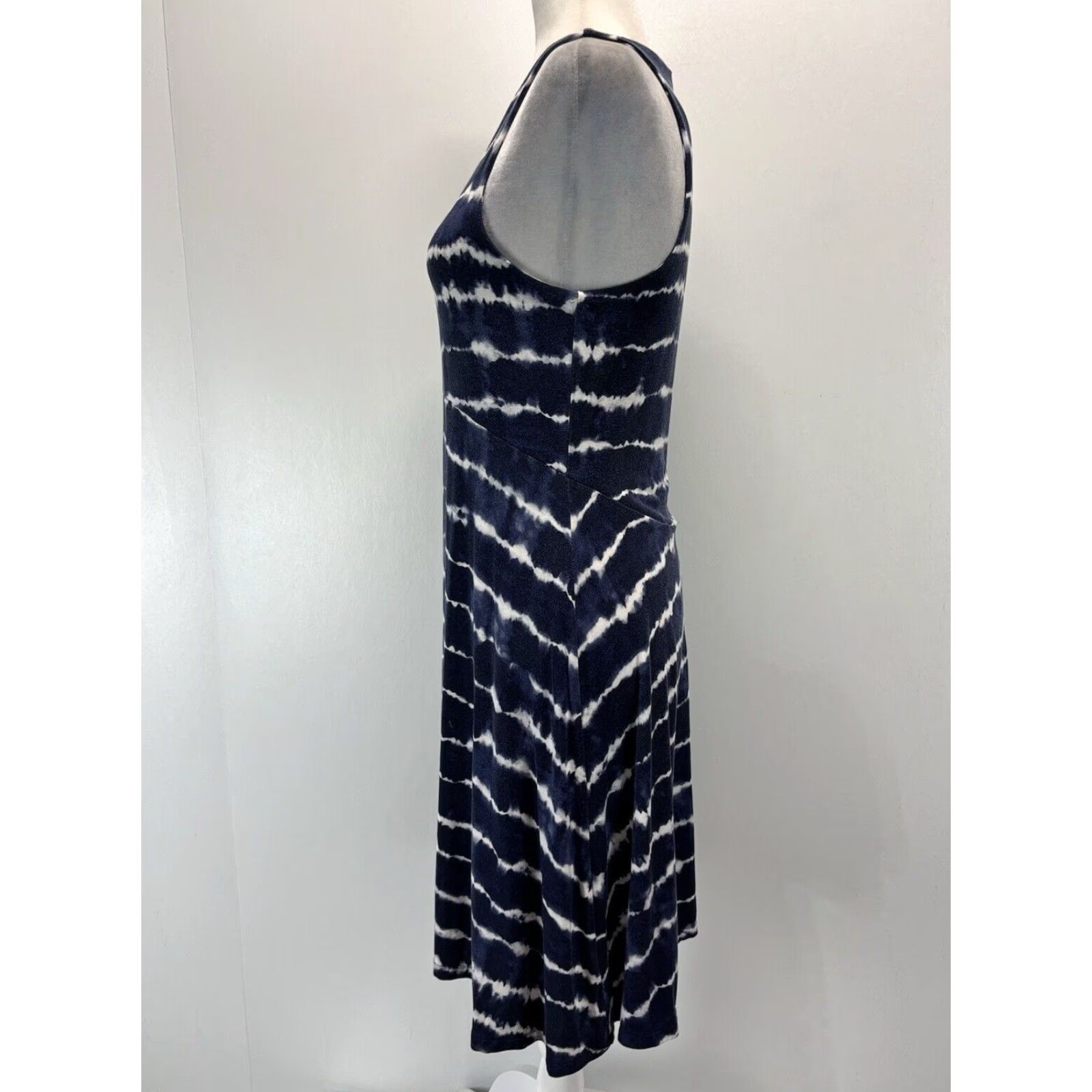 Athleta Athleta Tie Dye Short Dress Women Medium Blue Sleeveless Casual Size M / US 6-8 / IT 42-44 - 2 Thumbnail