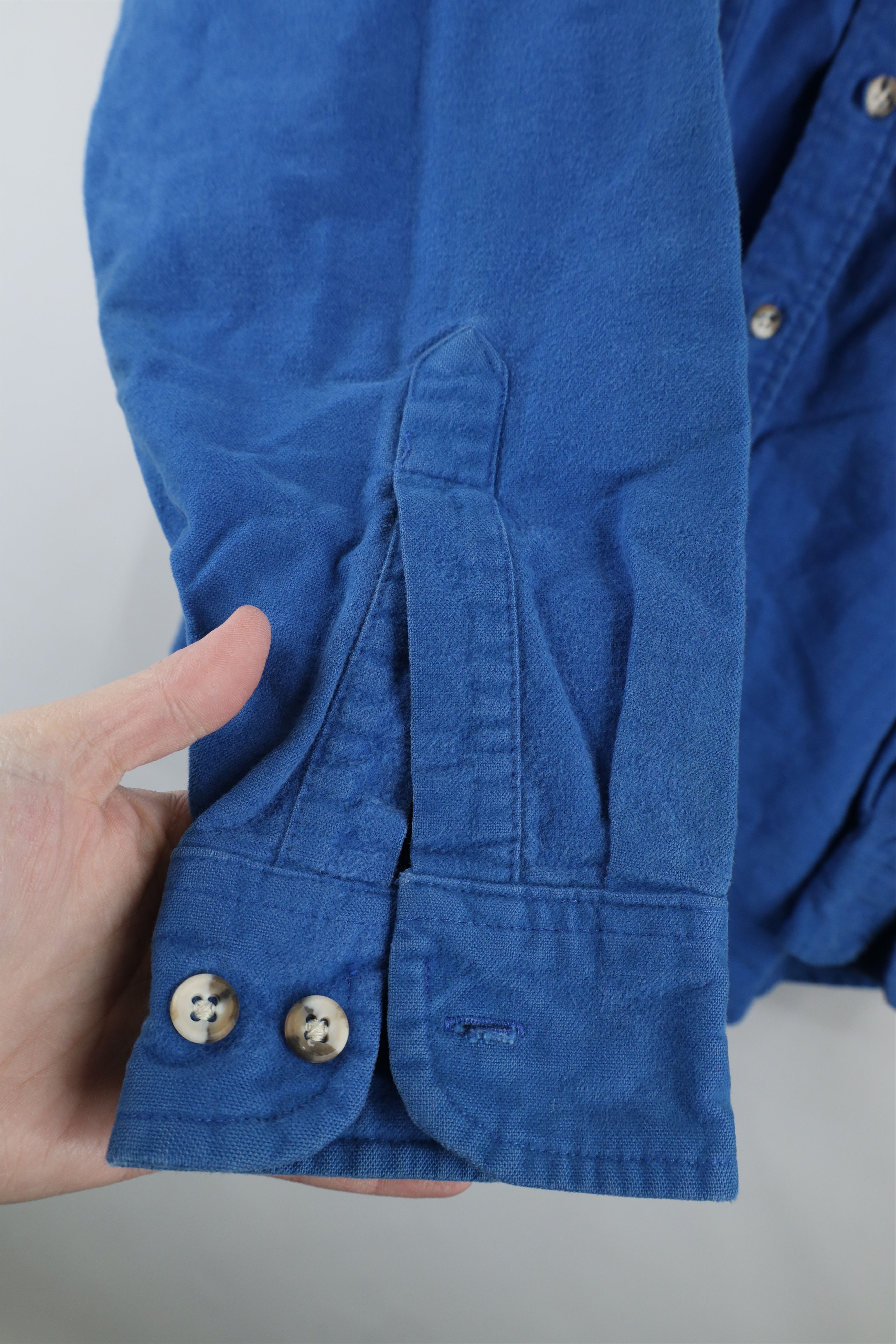 Vintage Vintage 90s Streetwear Cloth Collared Button Shirt Blue Size US L / EU 52-54 / 3 - 4 Thumbnail