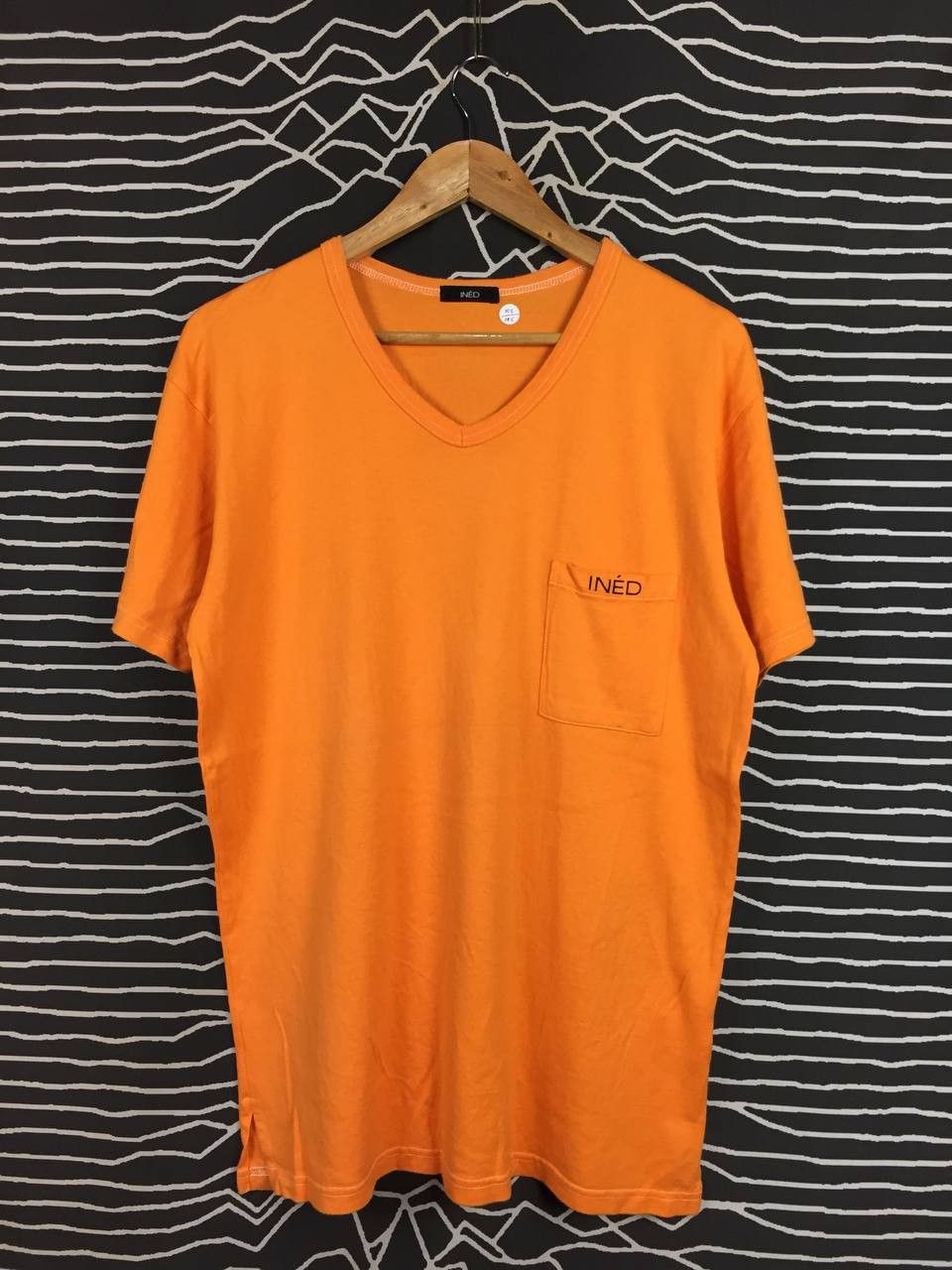 Japanese Brand INED Yohji Yamamoto Minimalist V-Neck Pocket Tee Size US M / EU 48-50 / 2 - 1 Thumbnail
