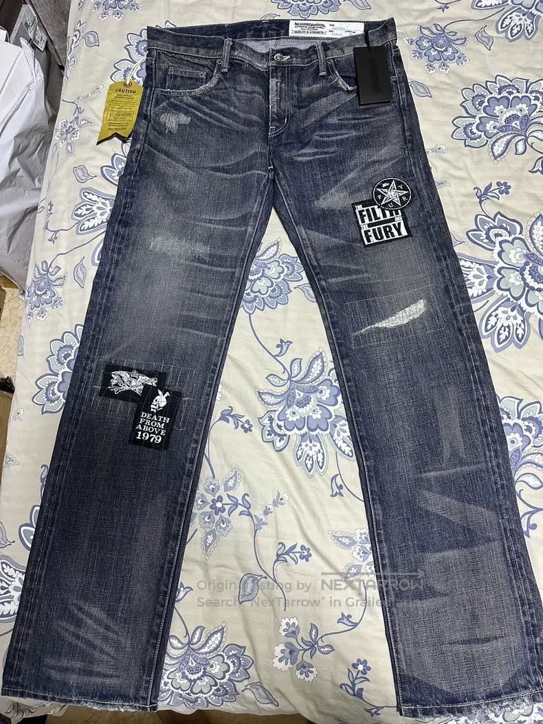 Neighborhood Neighborhood size L Jeans Size US 27 - 1 Thumbnail