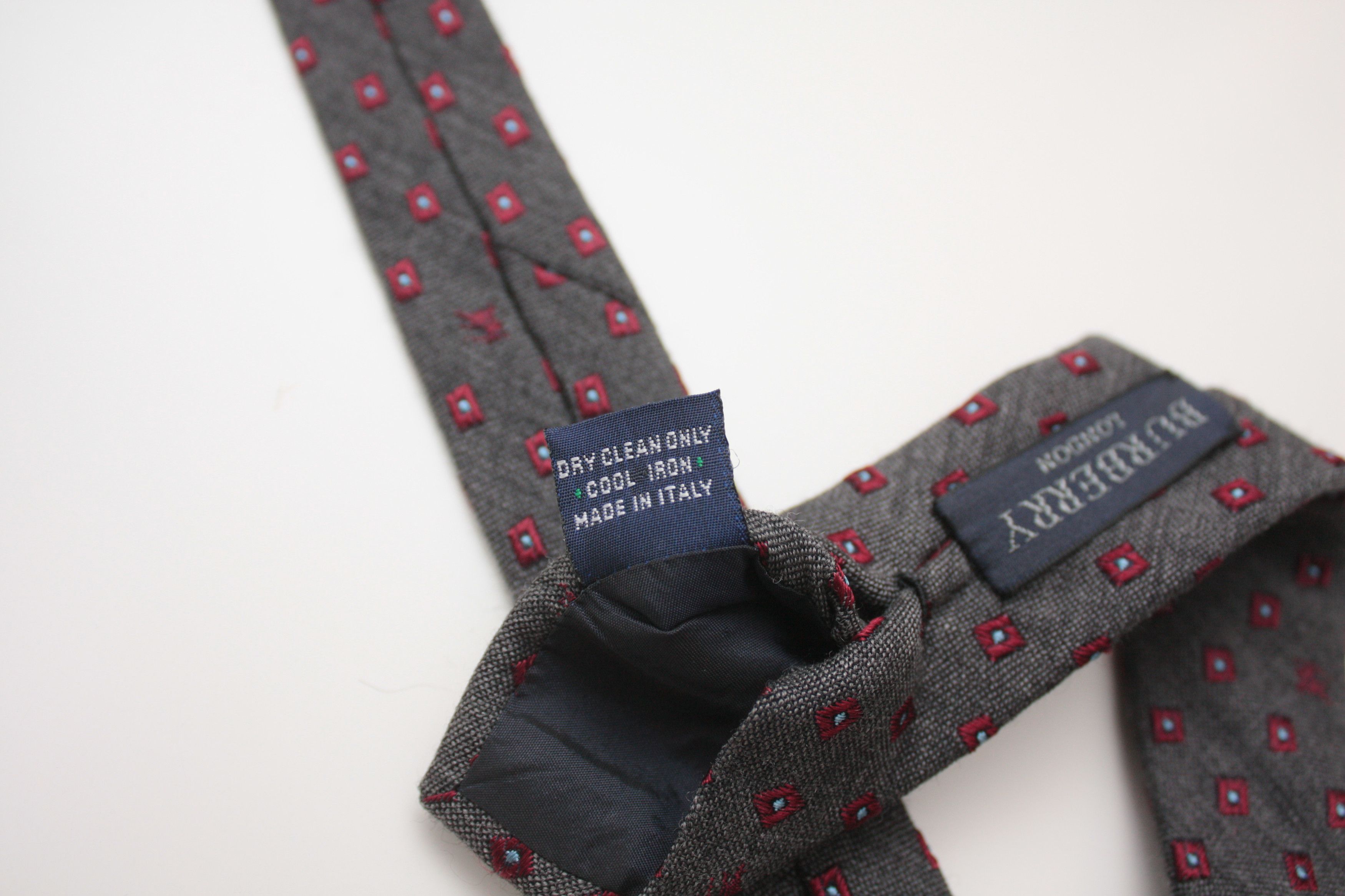 Burberry Burberry's Vintage Grey Silk Wool Blend Tie Made In Italy Size ONE SIZE - 5 Thumbnail