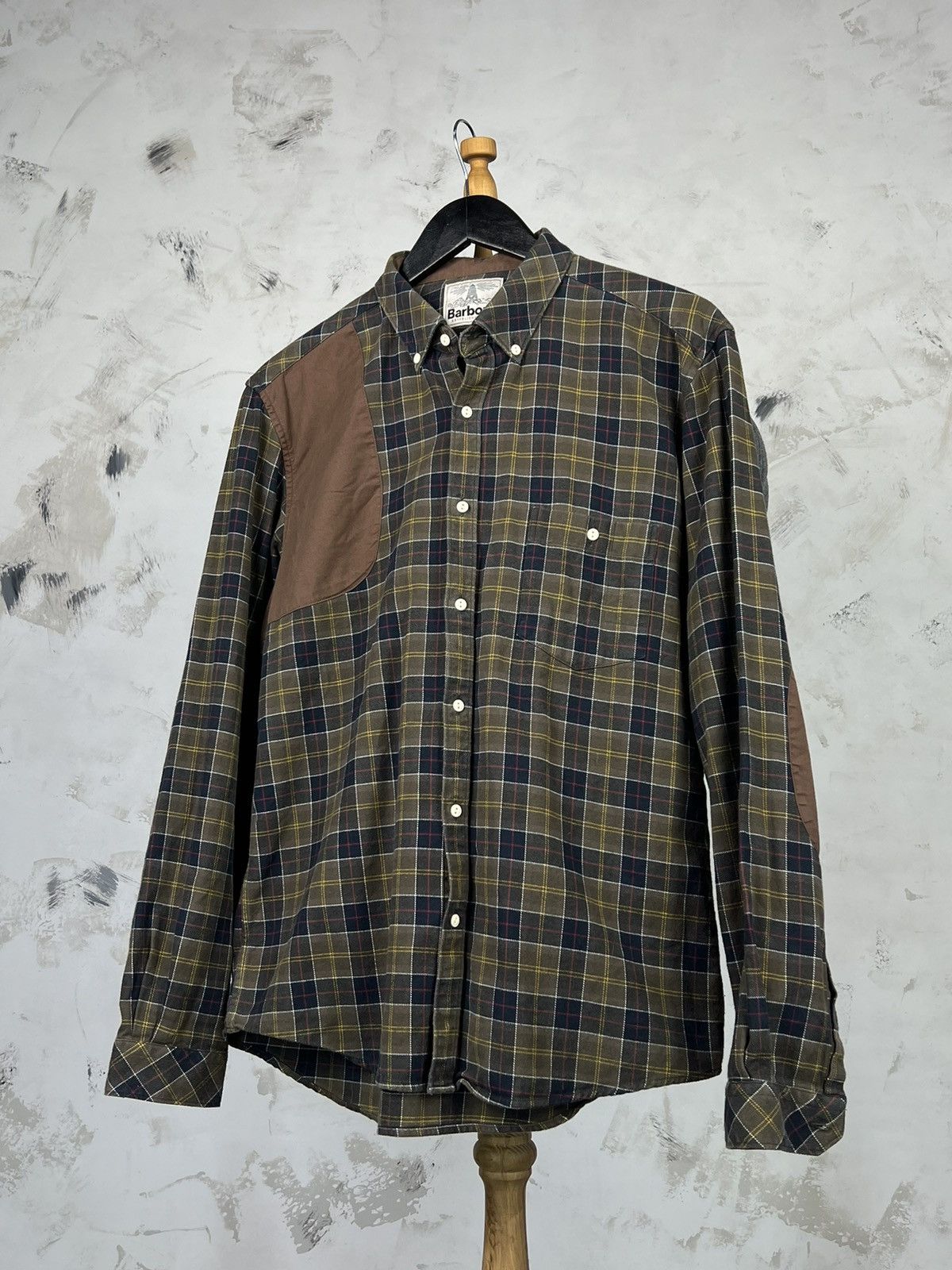 Barbour Vintage Barbour Button Shirt Size M - L Size US M / EU 48-50 / 2 - 2 Thumbnail