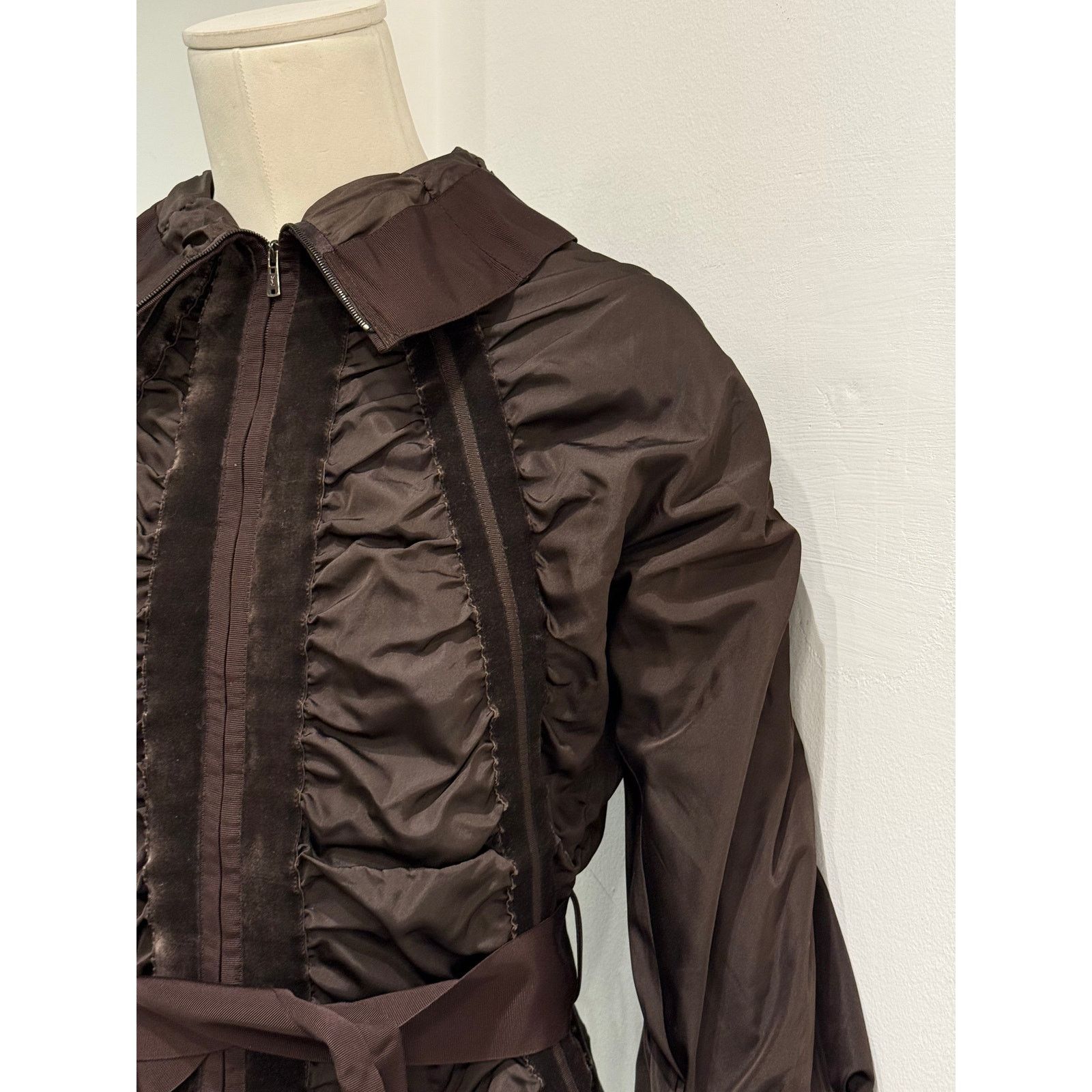 Saint Laurent Paris A/W2002 Yves Saint Laurent by Tom Ford ruched velvet jacket Size S / US 4 / IT 40 - 7 Thumbnail