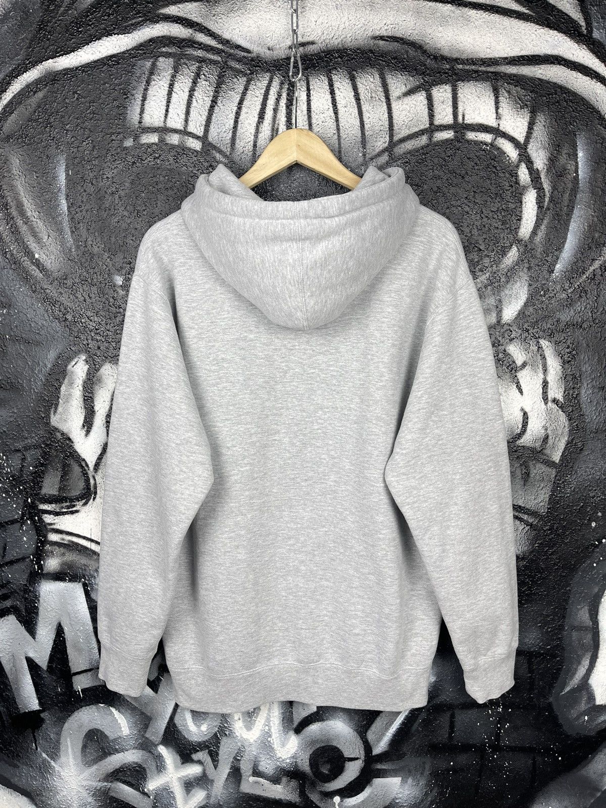 Obey OBEY Records Logo Hoodie Men’s Size M Size US M / EU 48-50 / 2 - 8 Thumbnail
