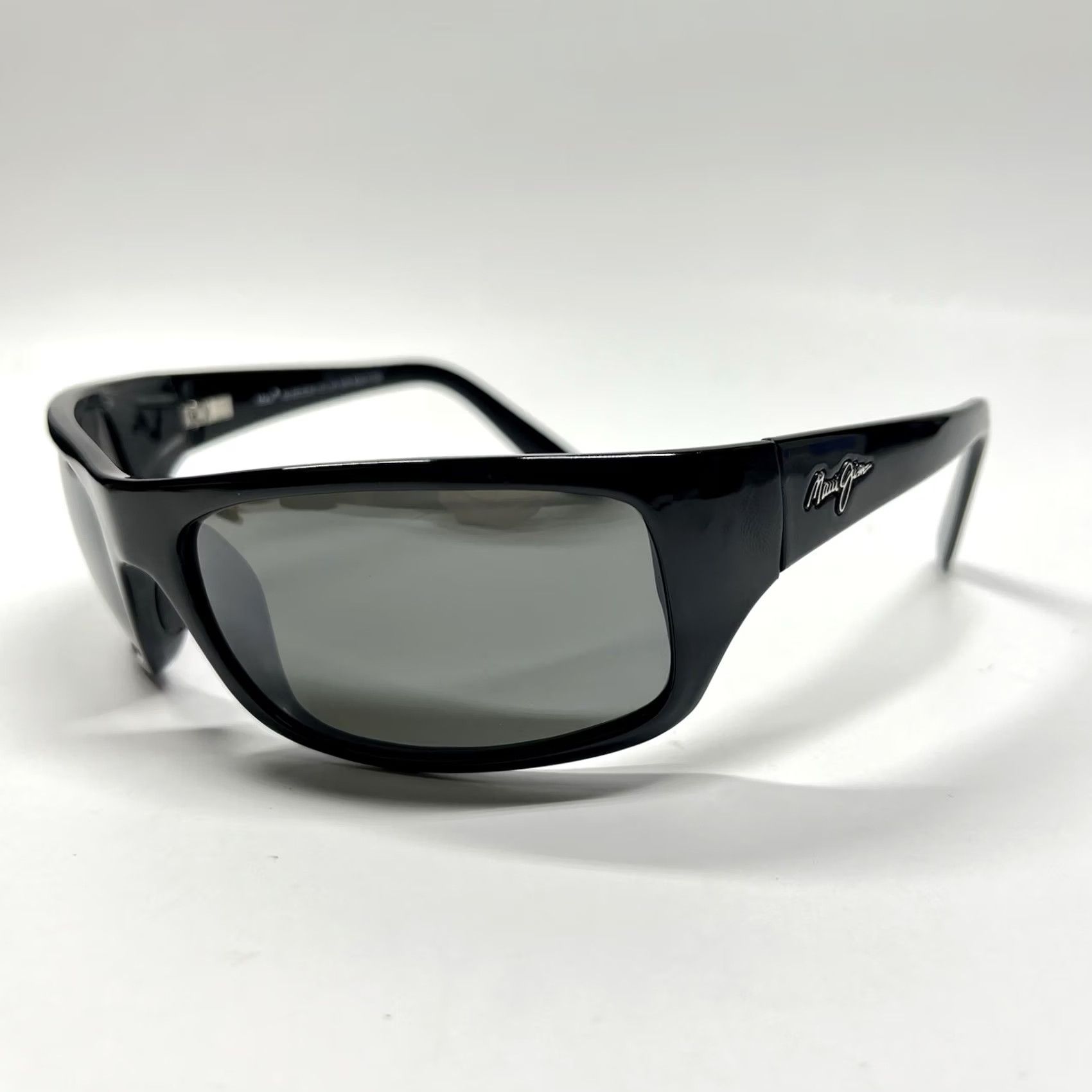 Maui Jim Maui Jim Peahi Sunglasses MJ 202-02 Gloss Black Frame W/ Grey Lenses Polarized Men UV Protection Wrap Sunglasses Wrap Black Mens Size ONE SIZE - 4 Thumbnail