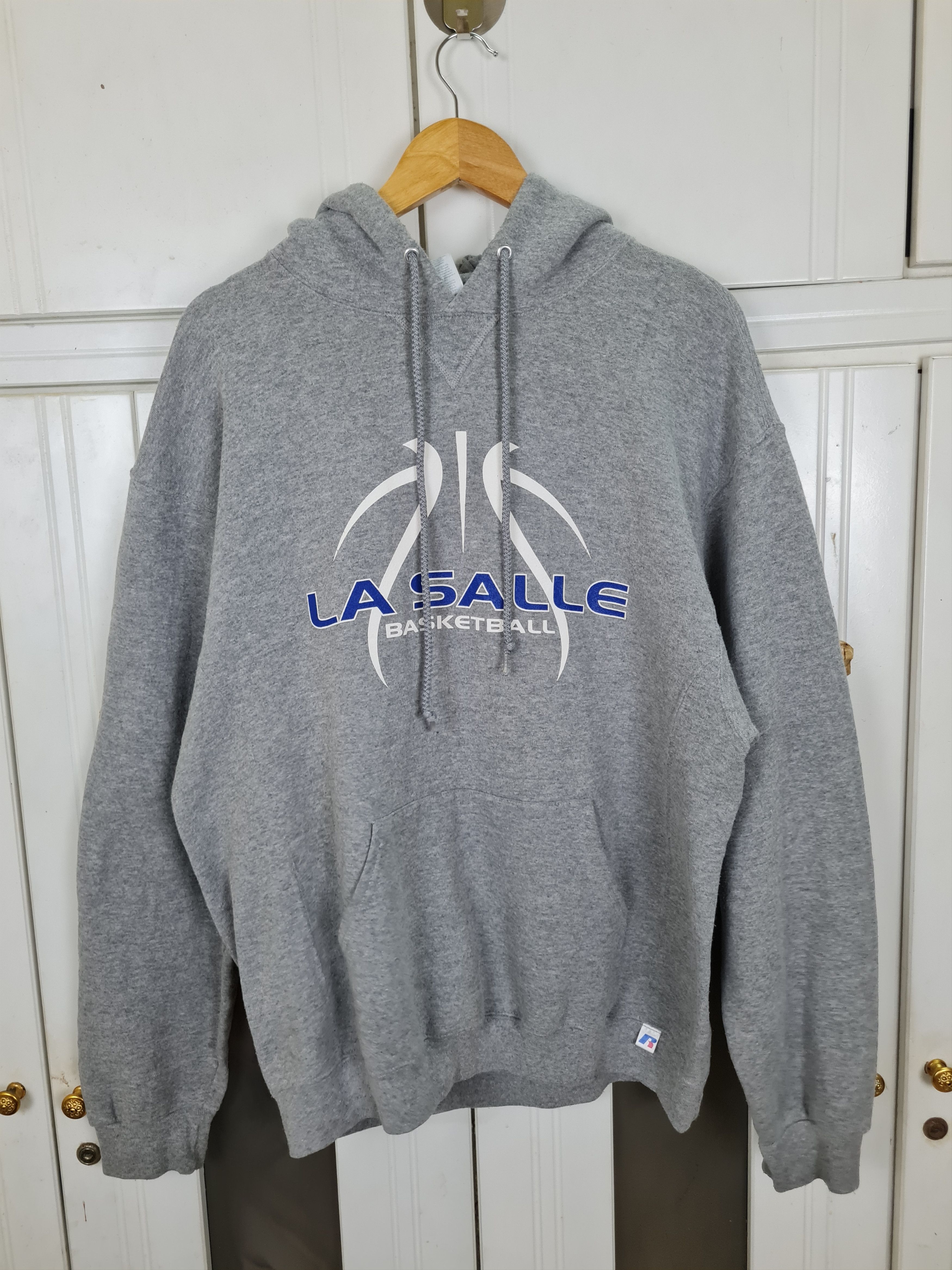 Russell Athletic × Vintage Vintage Russell Basketball Hoodie Pullover Size US L / EU 52-54 / 3 - 1 Thumbnail
