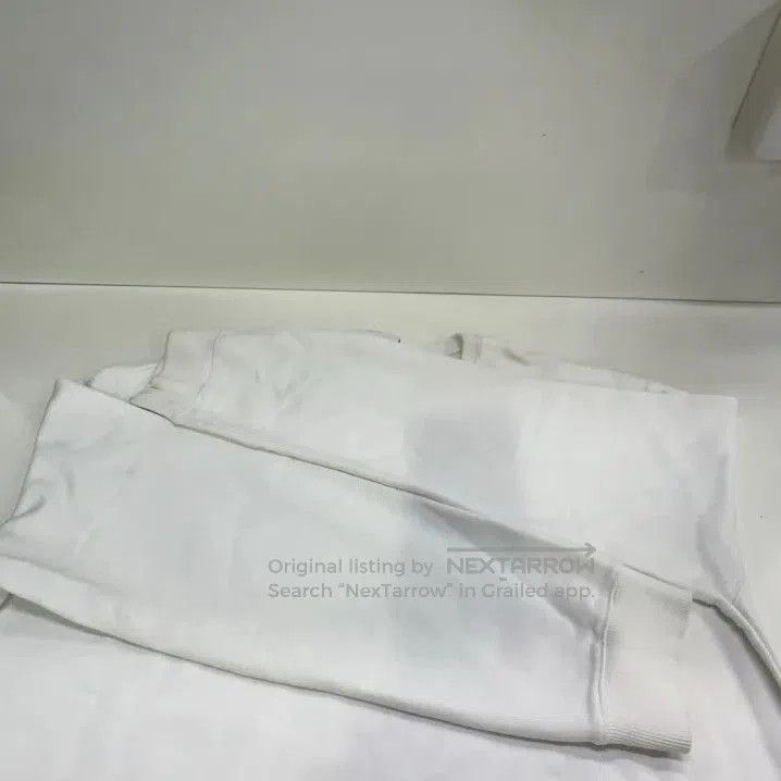 Givenchy Givenchy Logo Print Crewneck Long. Size US XXL / EU 58 / 5 - 5 Thumbnail