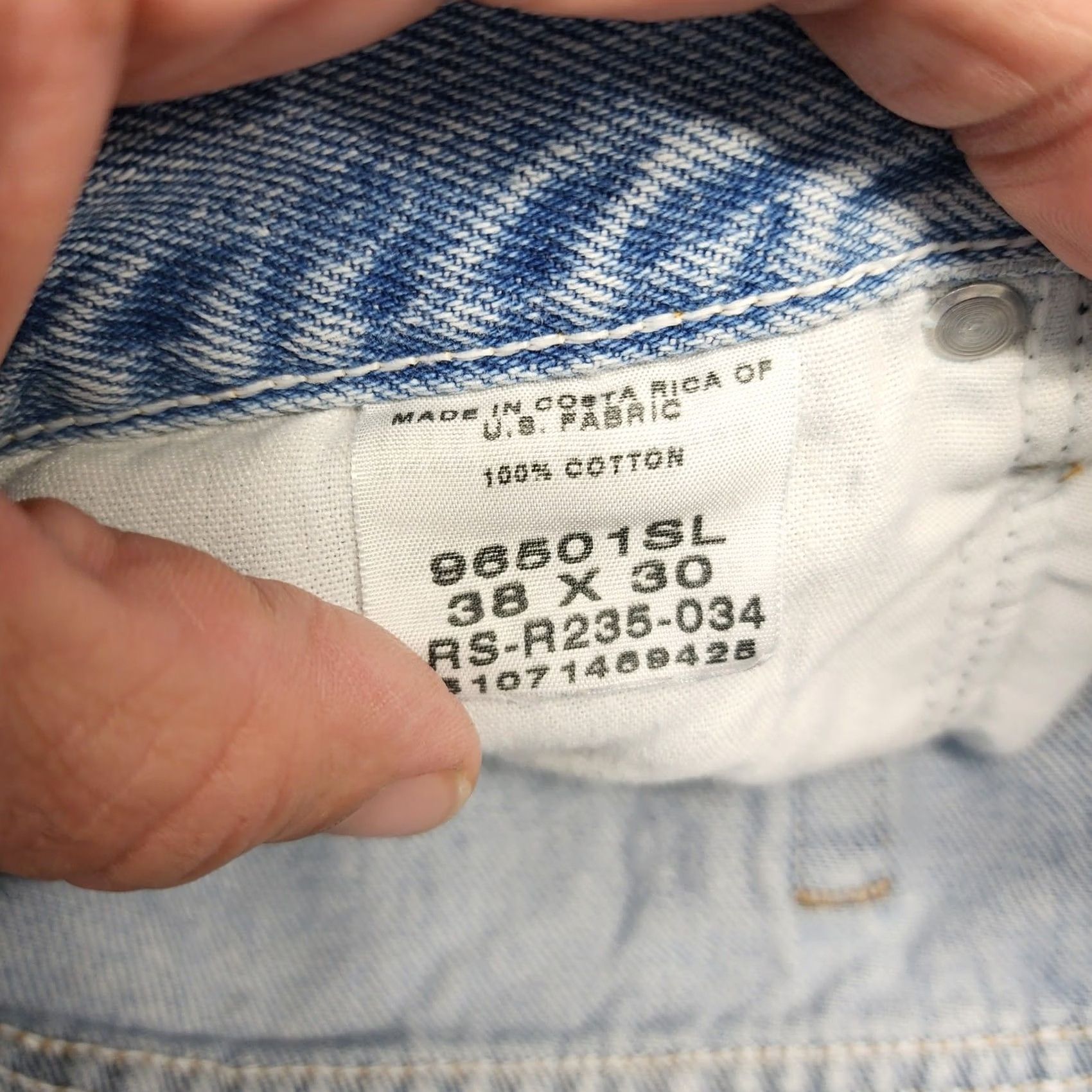 Wrangler VINTAGE Wrangler Jeans Men 36x30 Blue Light Wash Distressed Grunge Tagged 38x30 Jeans Mens 36 Regular 36x30 Light Wash 5-Pocket Distressed Jeans Size US 36 / EU 52 - 4 Thumbnail