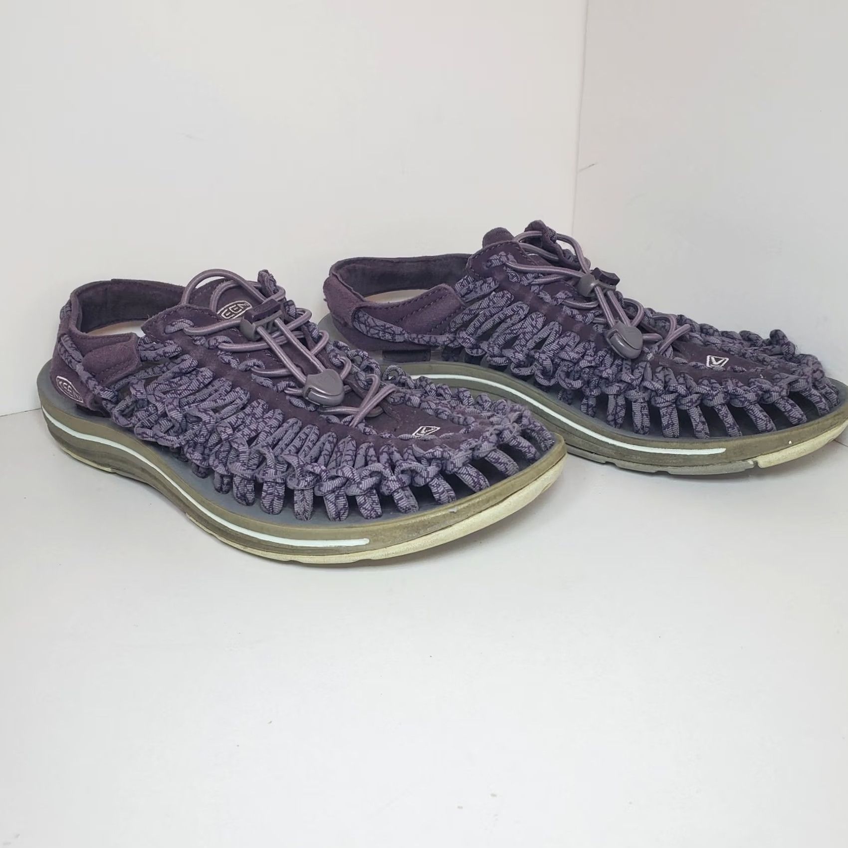 KEEN KEEN Uneek Sandals Women 9.5 Multicolor Waterproof Outdoor Strappy Sandal Mens? No, Women. Size US 10 / IT 40 - 5 Thumbnail