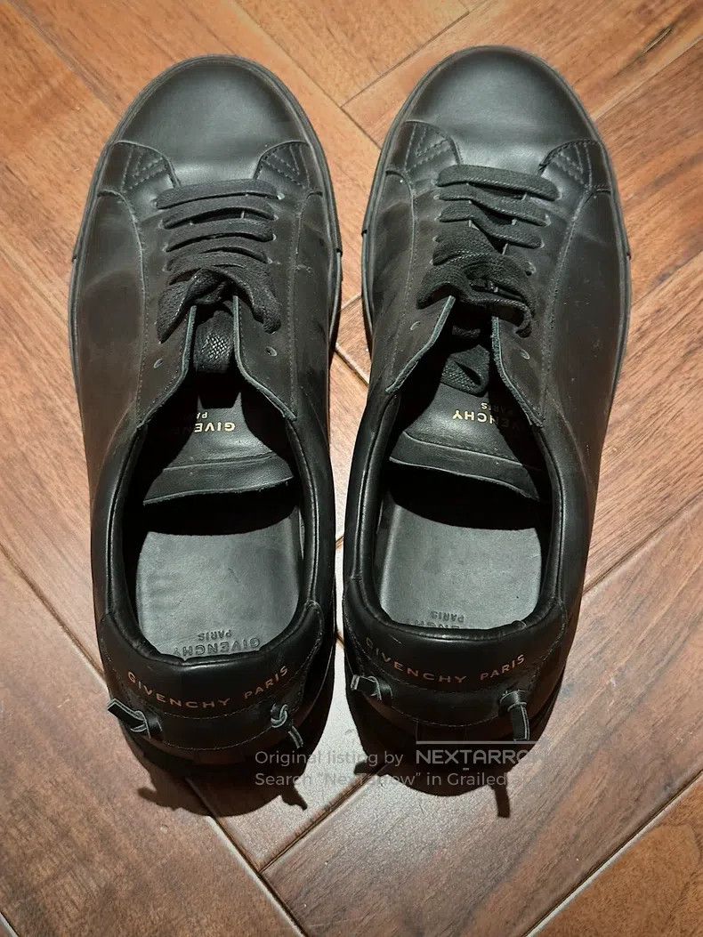 Givenchy Givenchy Flat casual shoes with knot at back heel Size US 9 / EU 42 - 1 Thumbnail