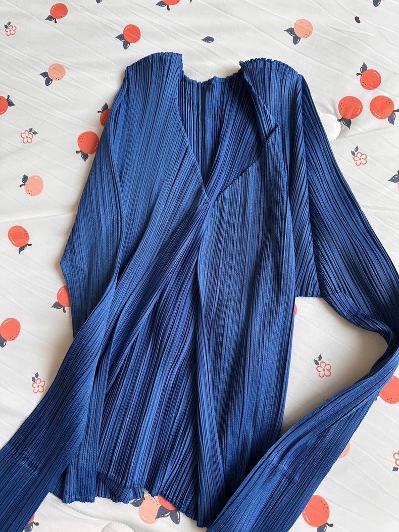 Issey Miyake Issey Miyake size:3 A dark blue pleated cardigan Size XS / US 0-2 / IT 36-38 - 5 Thumbnail