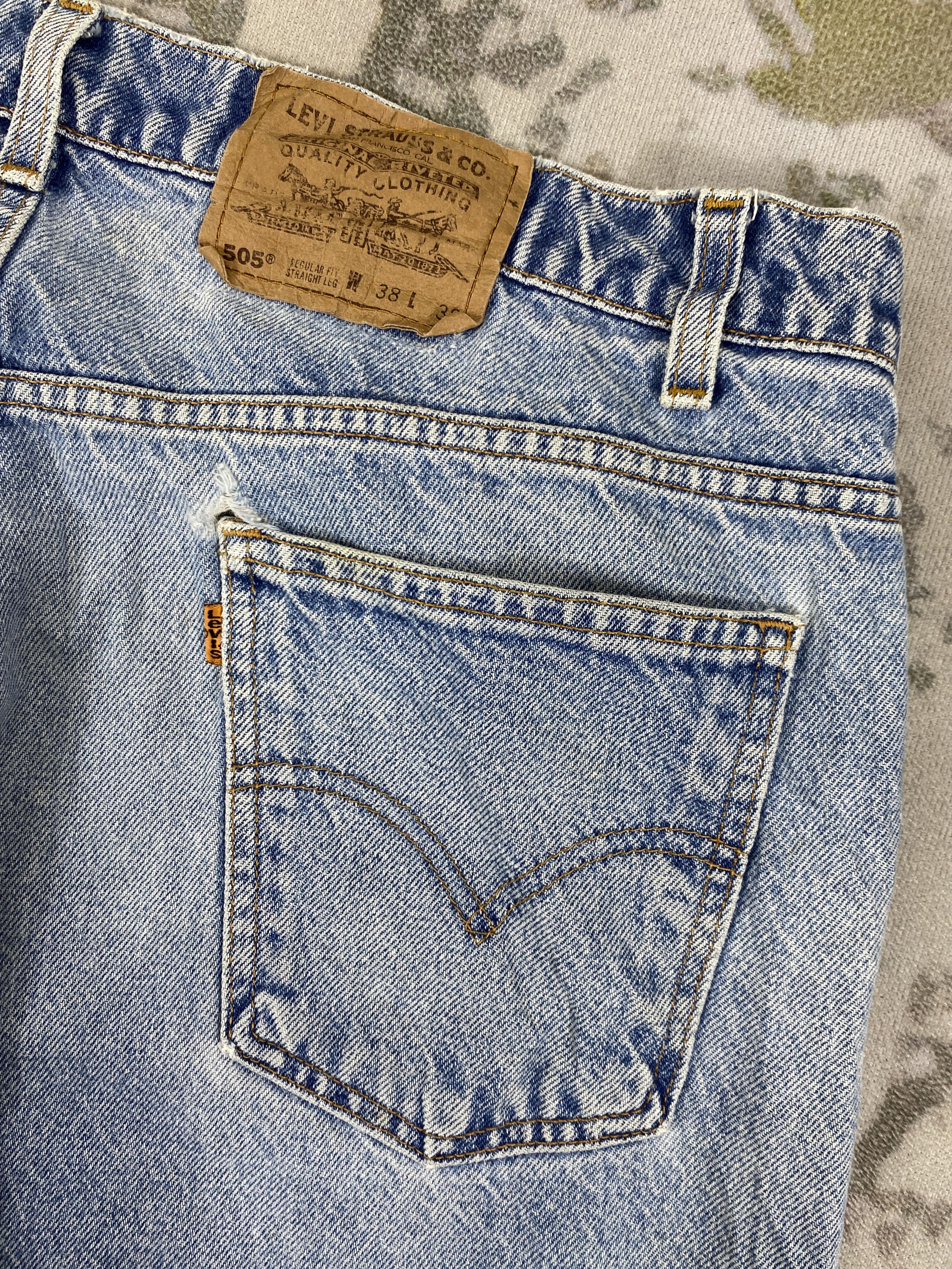 Levi's Faded Blue Vintage Levi's 505 Orange Tab 37x27 Denim JN3505 Size US 37 - 12 Thumbnail