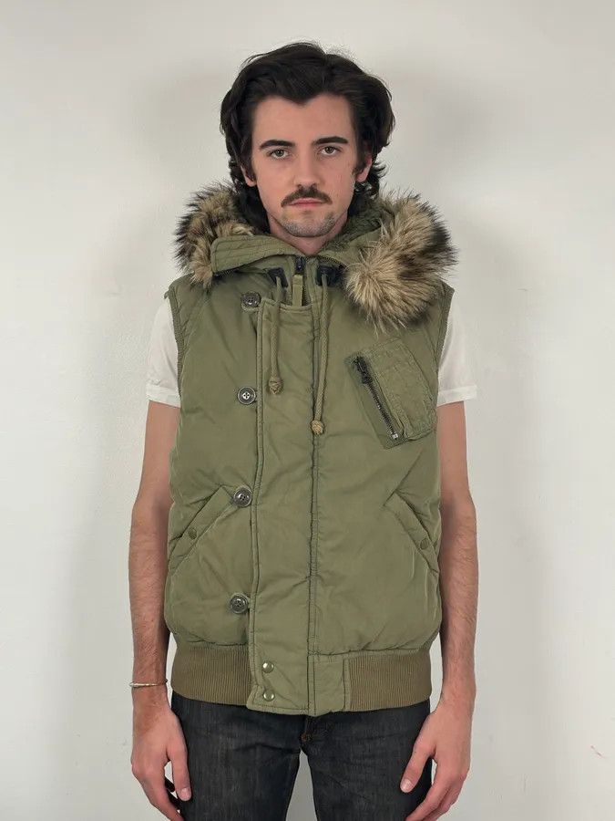 Polo Ralph Lauren 2010s Ralph Lauren Khaki Removable Fur-Lined Vest Size US M / EU 48-50 / 2 - 2 Thumbnail