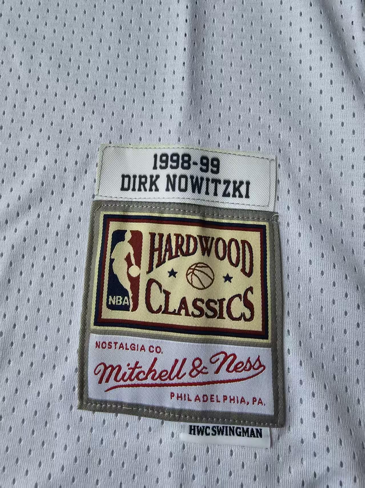 NBA 1998 99 Dallas Mavericks #41 Dirk Nowitzki Jersey Size US XL / EU 56 / 4 - 4 Thumbnail