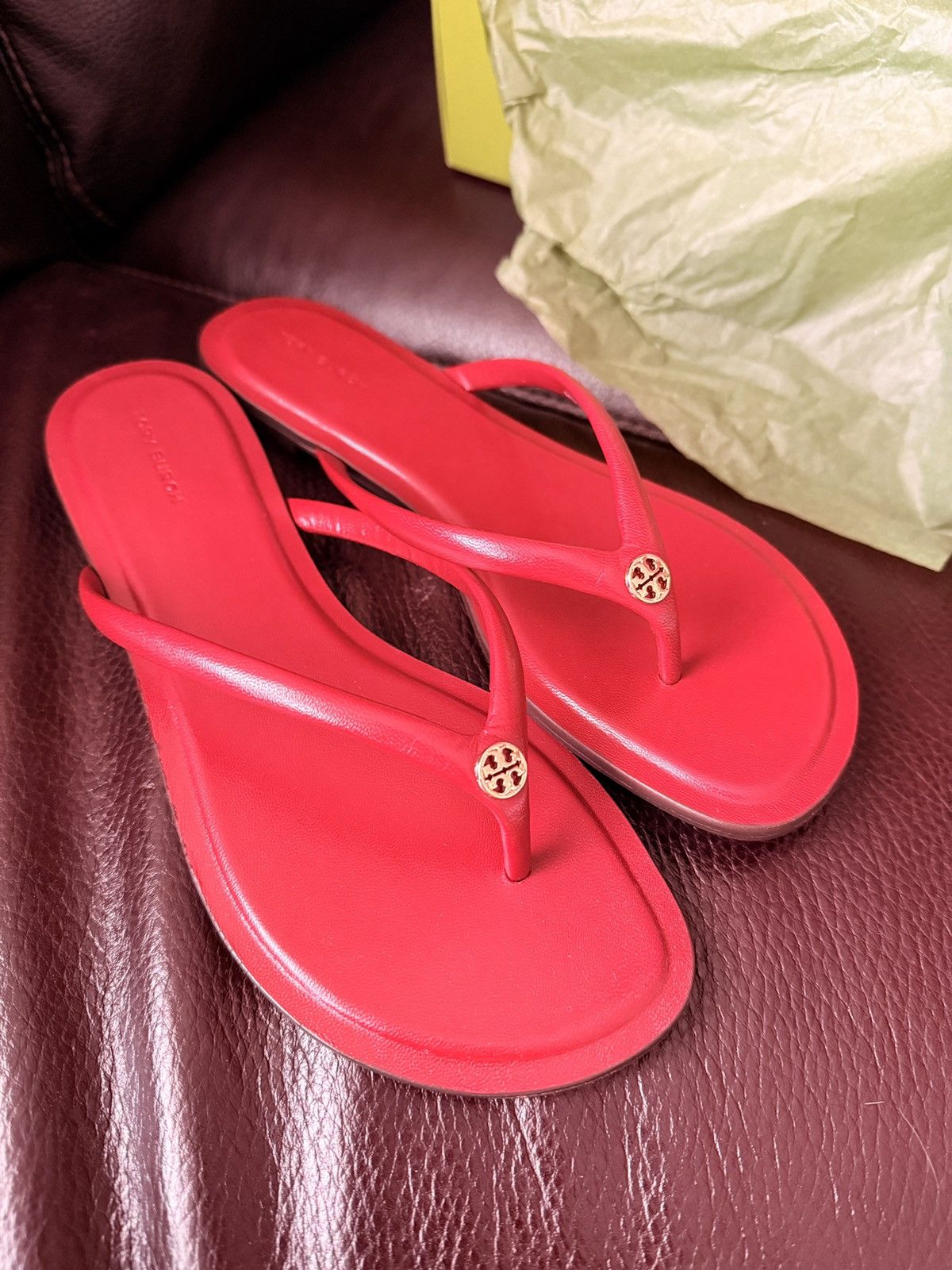 Tory Burch ory Burch Women Chelease Leather Flip Flop Sandals 8.5 Red Size US 8.5 / IT 38.5 - 5 Thumbnail