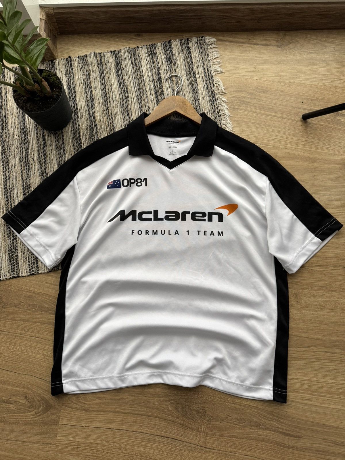 Malcolm McLaren McLaren Racing Formula 1 Team Big Logo Jerseys Box Fit Shirt Size US M / EU 48-50 / 2 - 3 Thumbnail
