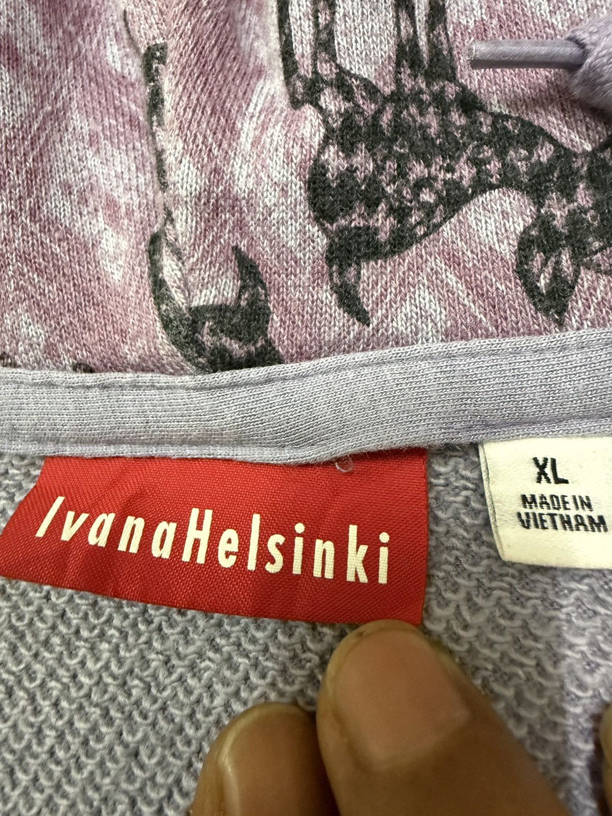 Uniqlo Ivanahelsinki Uniqlo Black Cat Patern Zipper Sweater Hoodie Size US S / EU 44-46 / 1 - 5 Thumbnail