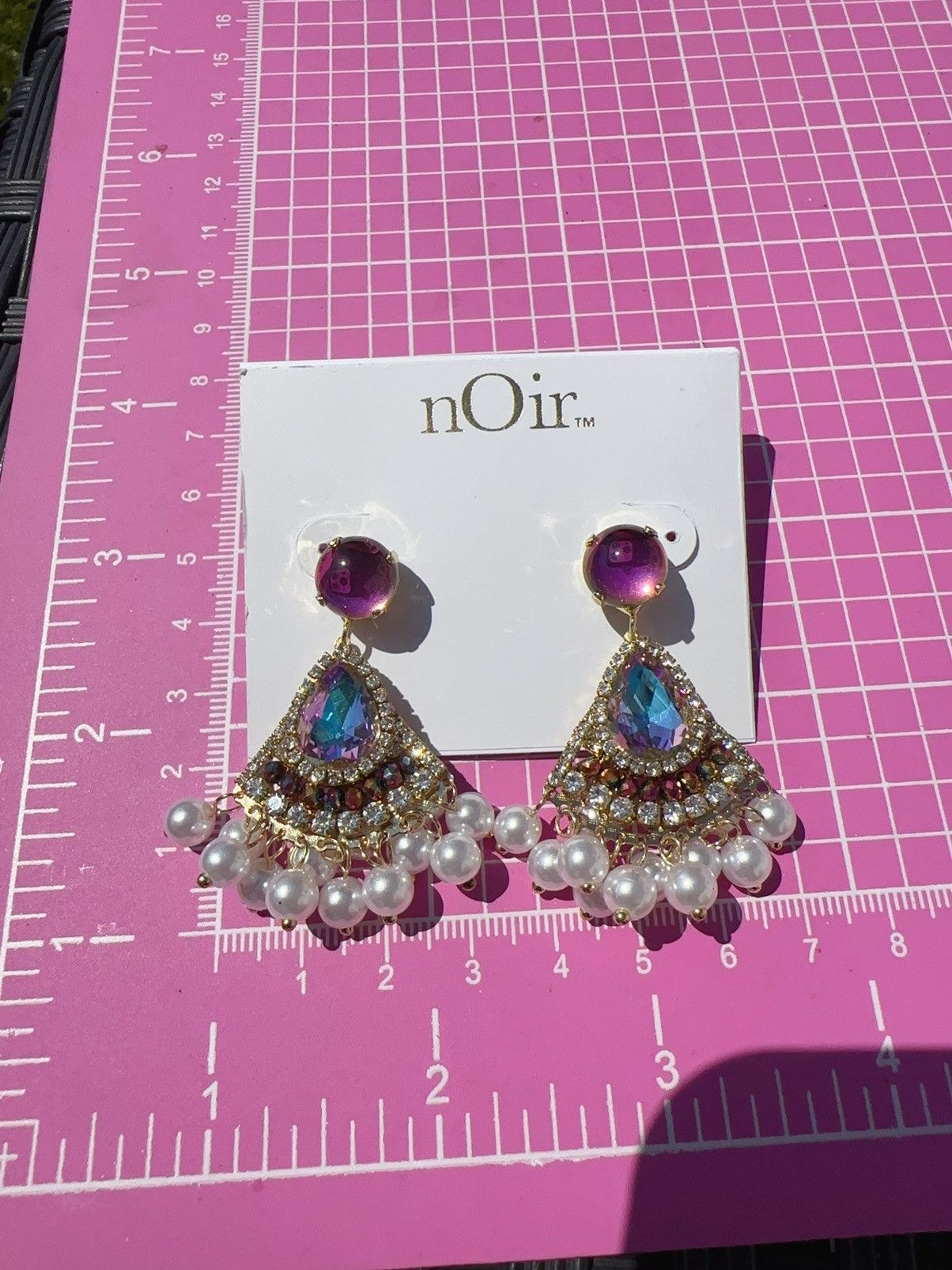 Designer Noir gold tone tear drop colorful reflective triangle pearls Size ONE SIZE - 5 Thumbnail