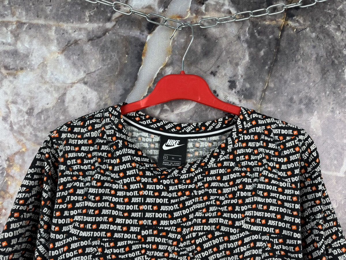 Nike Women’s Nike T-Shirt Multilogo Streetwear Size XL Size XL / US 12-14 / IT 48-50 - 2 Thumbnail