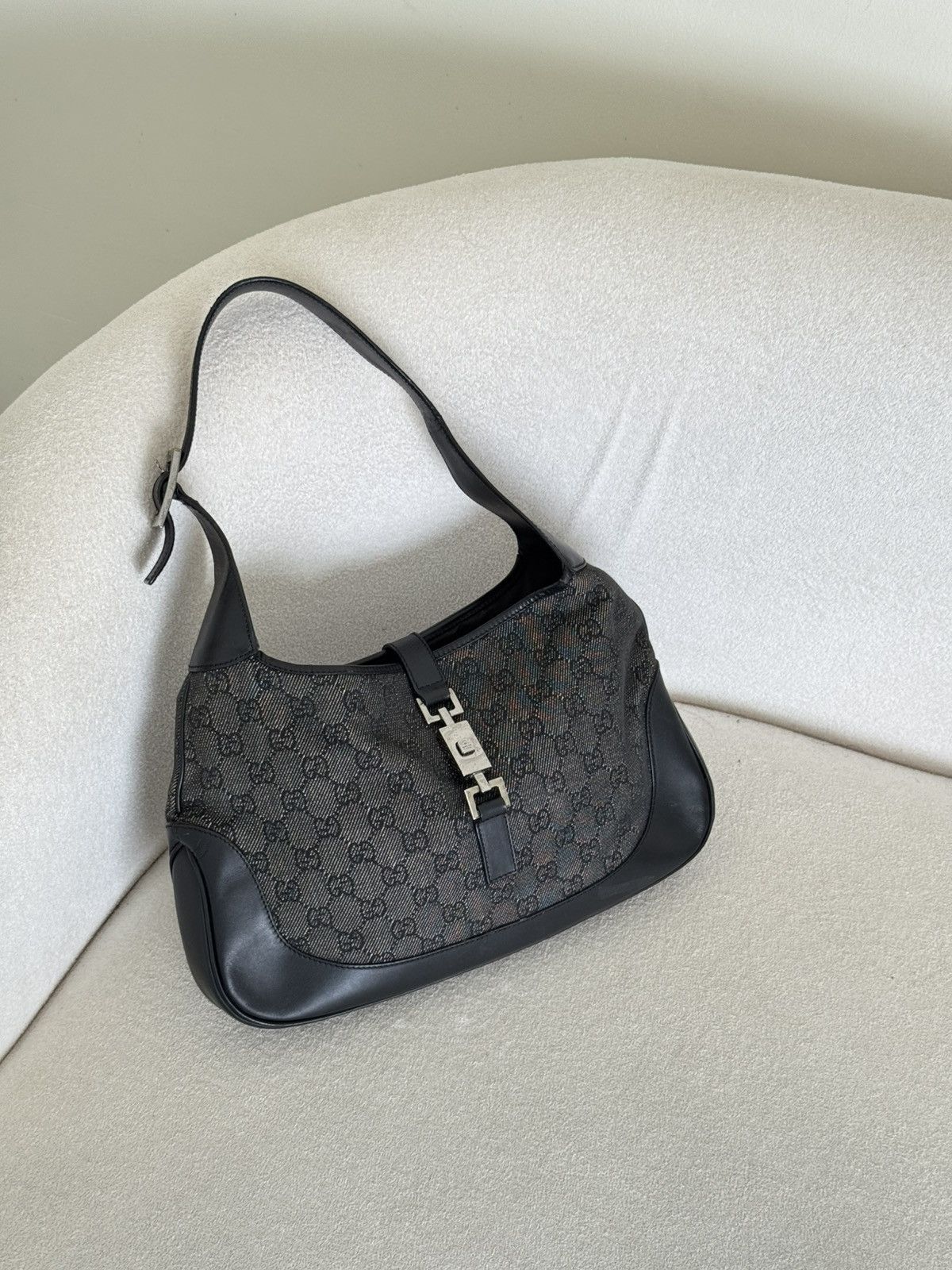 Gucci Jackie Monogram Shoulder Bag in Silver, Women's