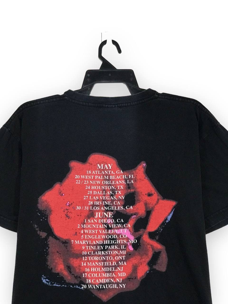 Band Tees × Vintage vintage The Cure band English rock band robert smith Size US L / EU 52-54 / 3 - 5 Thumbnail