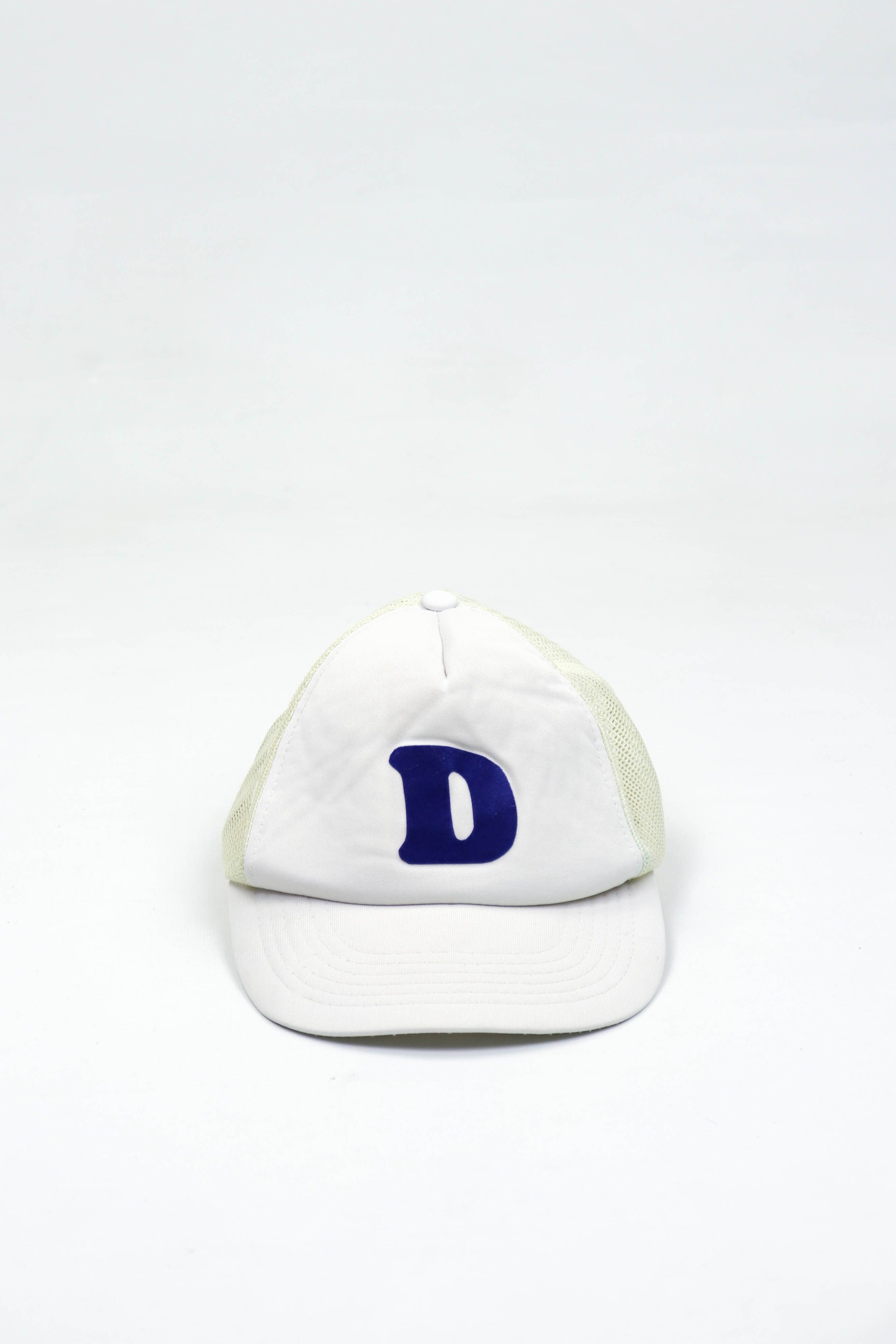 Vintage Vintage D Logo White Trucker Cap Hat Made in Korea Size ONE SIZE - 2 Thumbnail
