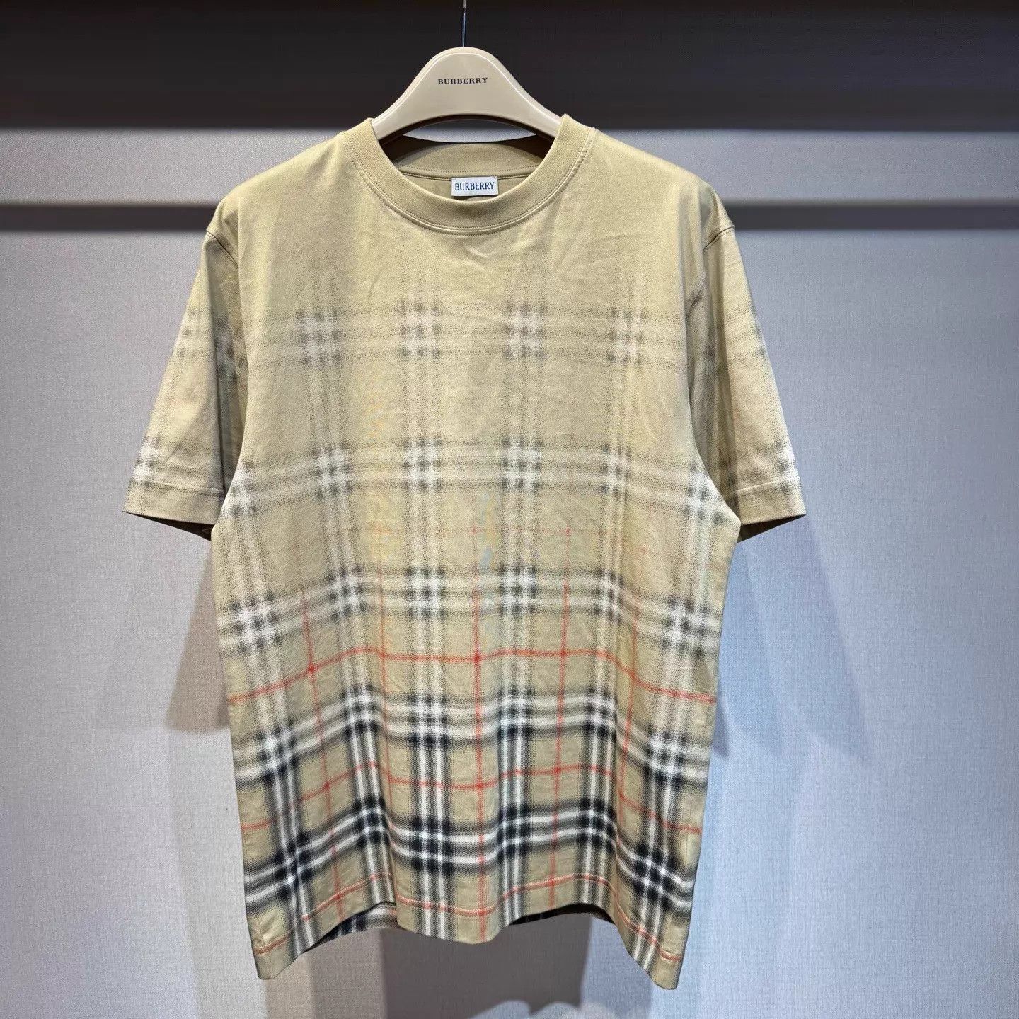 Burberry Burberry Check Gradient Short Sleeve Tee M New Size US M / EU 48-50 / 2 - 1 Thumbnail