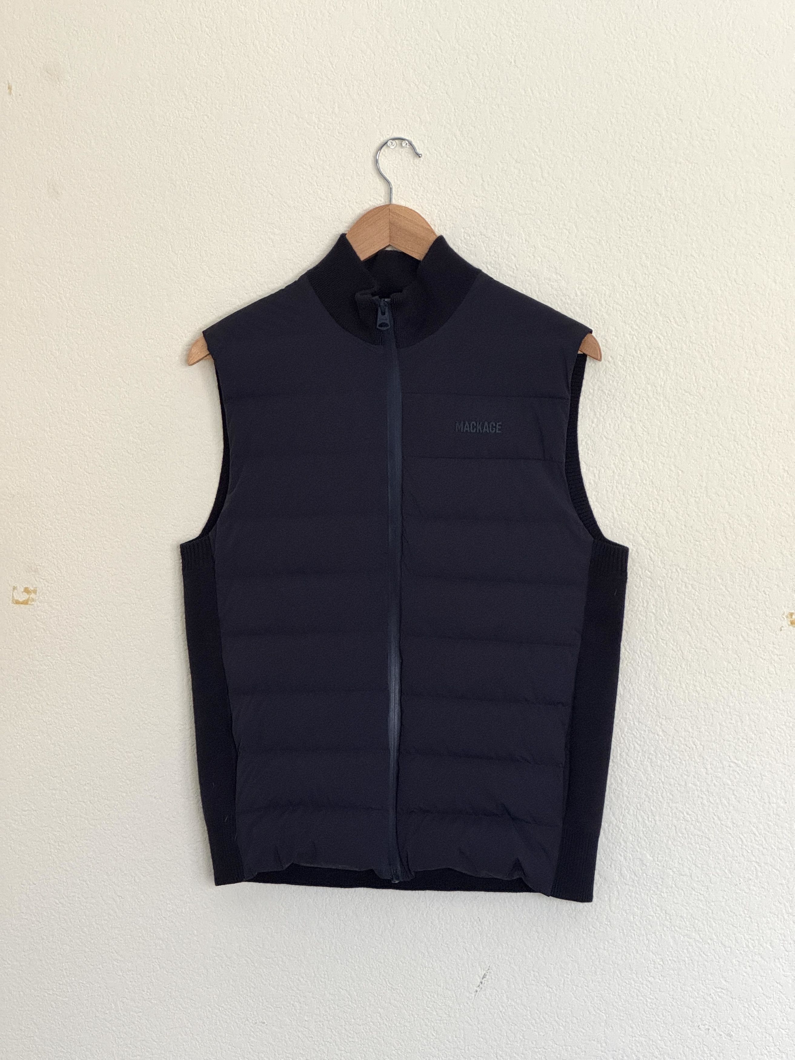 Mackage Mackage Jacob padded gilet Size M in Navy Size US M / EU 48-50 / 2 - 2 Thumbnail