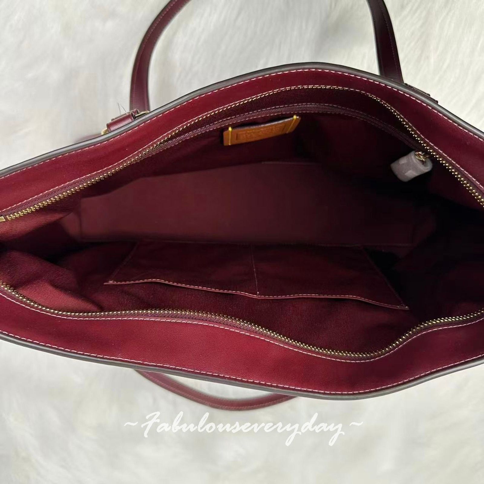 Coach Coach Station Tote Bag In Leather/Gold/Maroon CCF01 NWT Size ONE SIZE - 10 Thumbnail